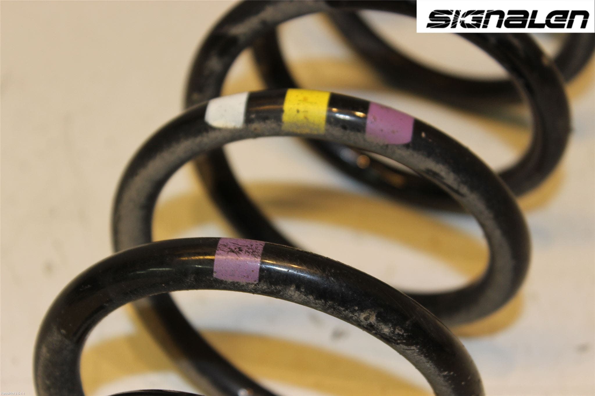 Peugeot 308 08-13 Fjäder Bak