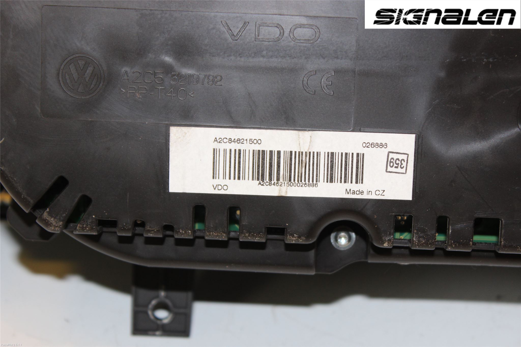 Volkswagen VW PASSAT 11-14 Instrument Komb