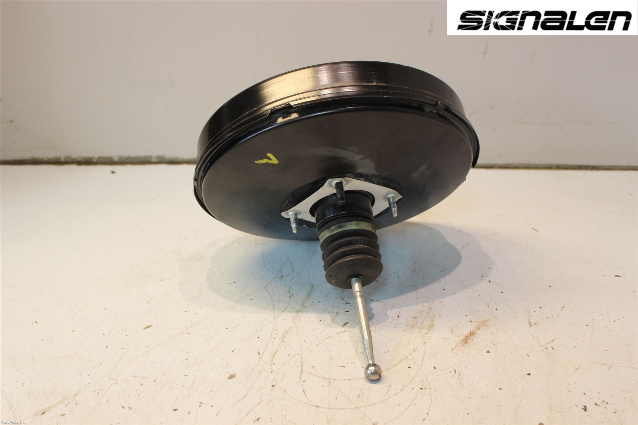 Volkswagen VW PASSAT 11-14 Bromsservo