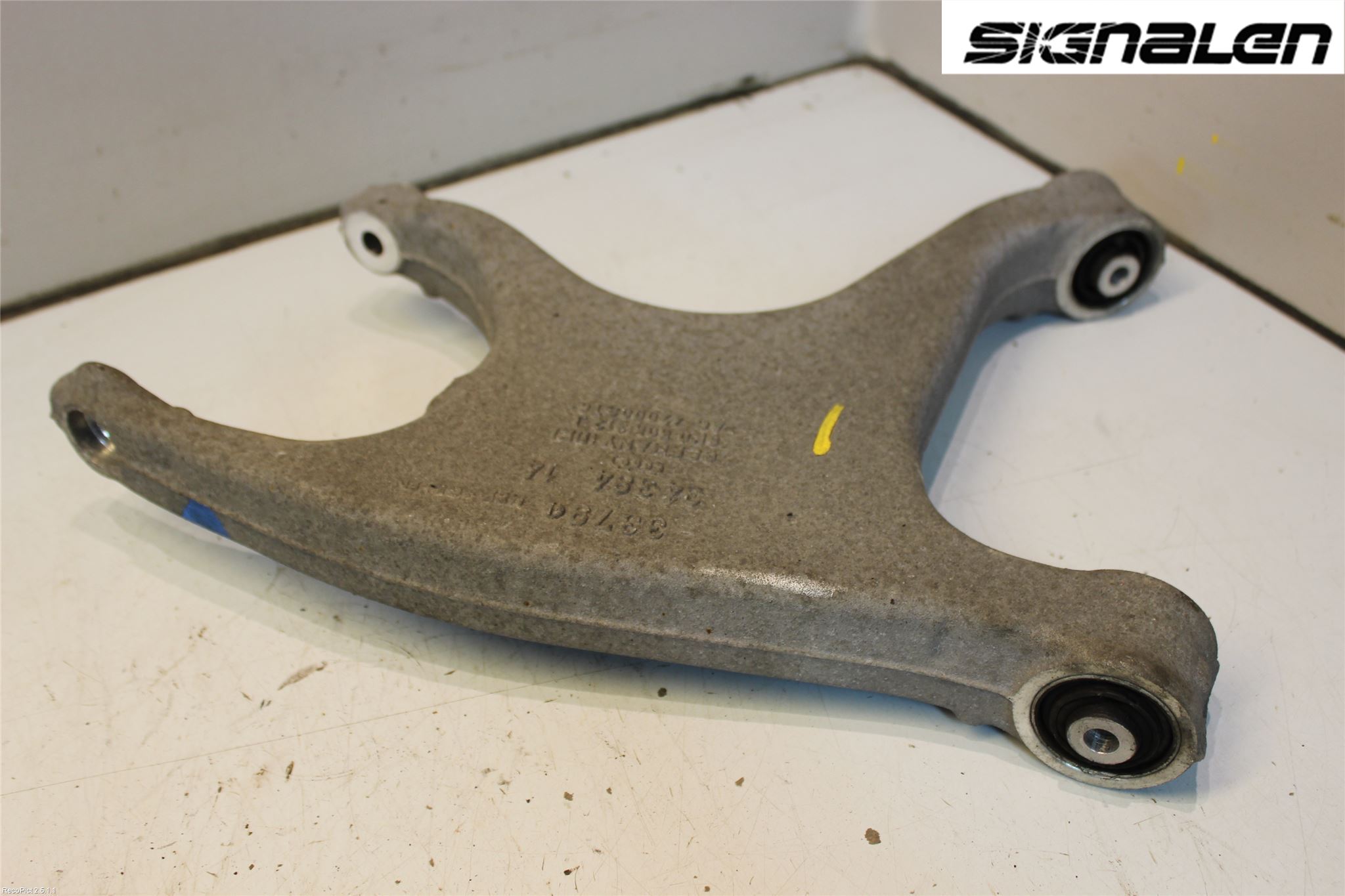 Audi A4 12-15 Bärarm Bak Höger