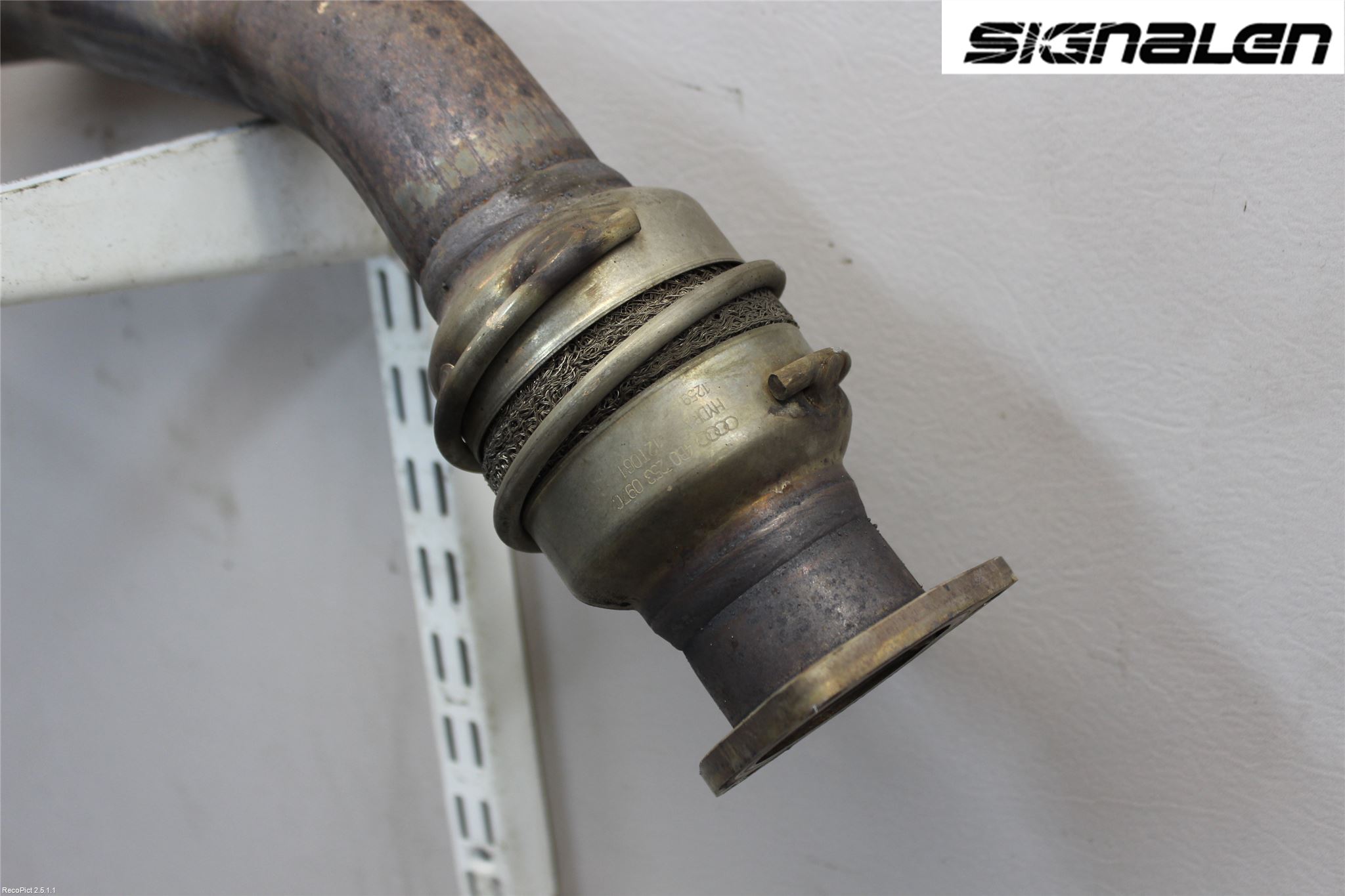 Audi A4 12-15 Avgas Främre Rör