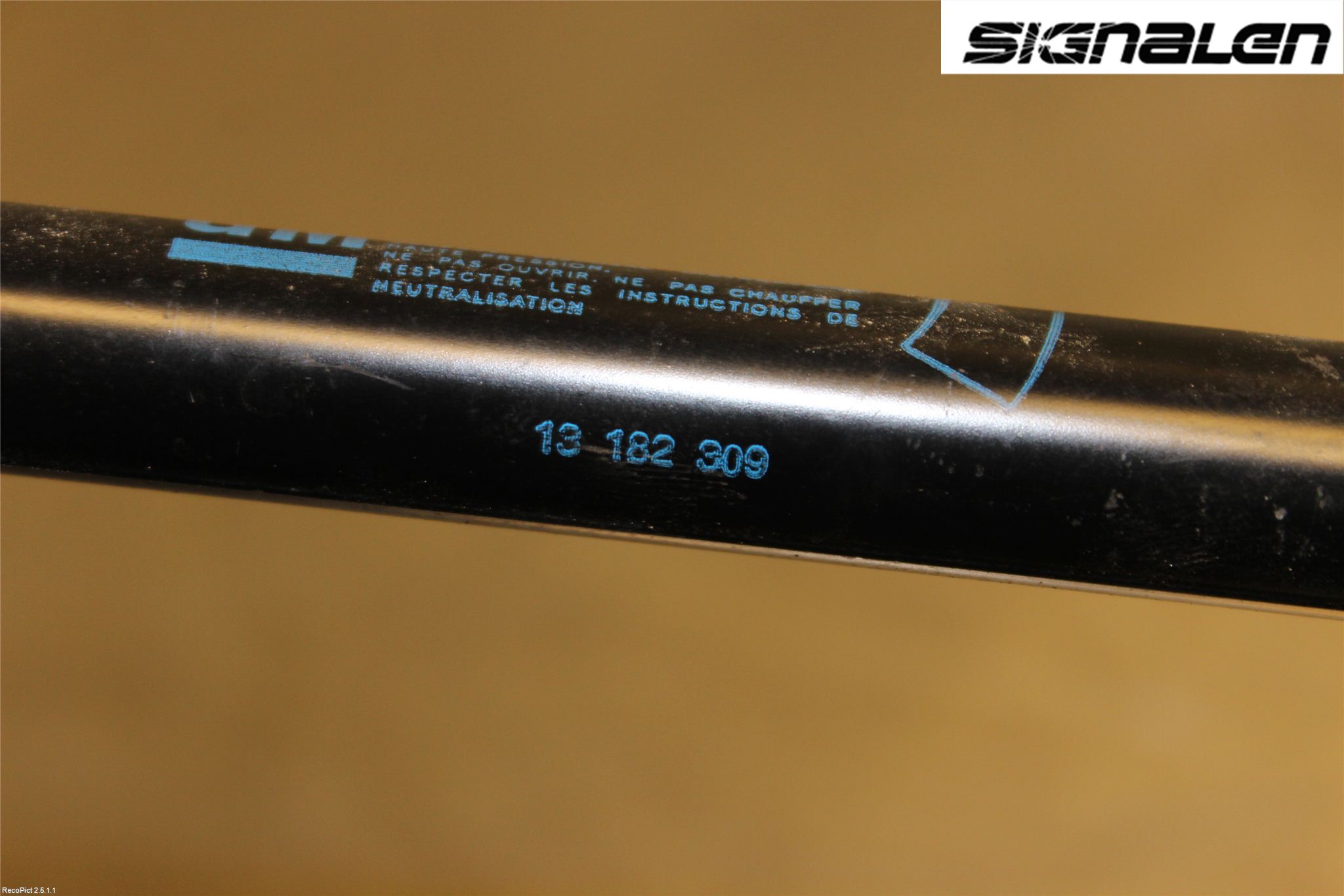 Opel CORSA D 07-14 Gasfjäder Baklucka