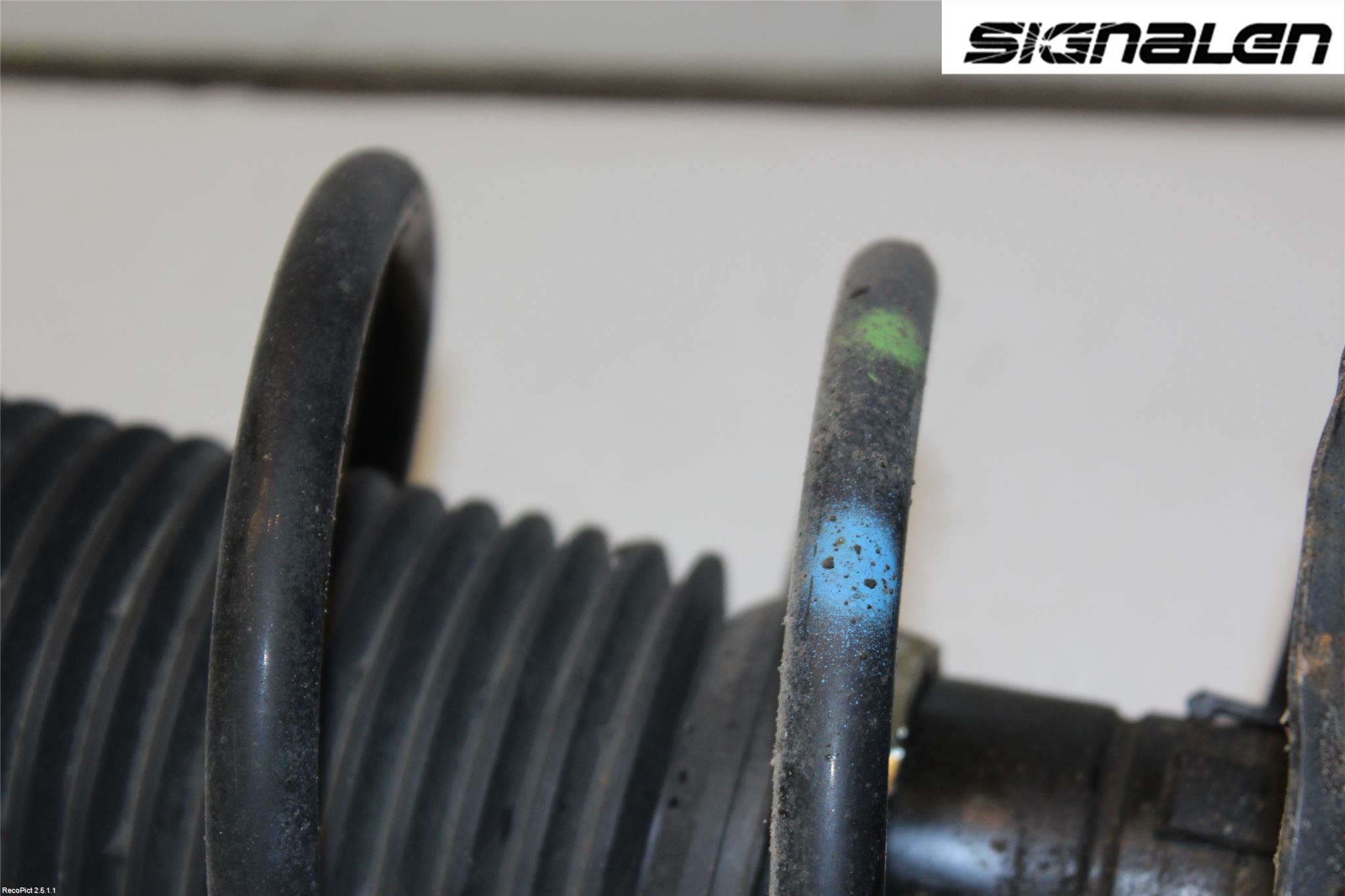 Volkswagen VW GOLF / E-GOLF VII 13-20 Fjäderben Fram Vänster