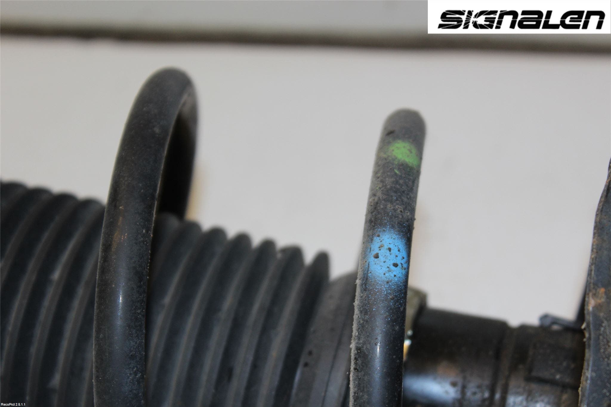Volkswagen VW GOLF / E-GOLF VII 13-20 Fjäderben Fram Vänster