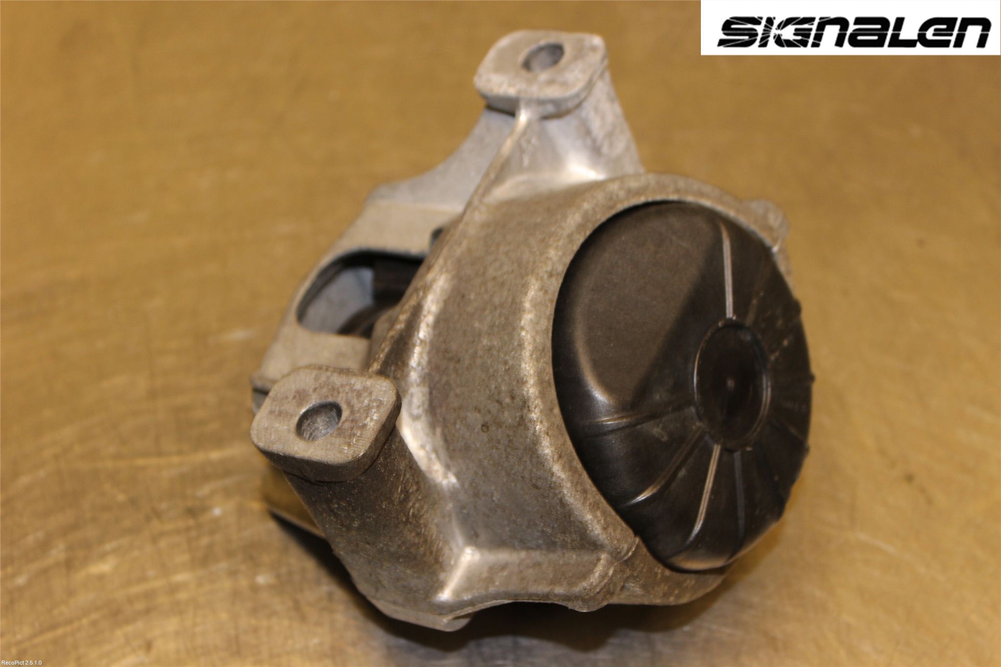 Audi A4 12-15 Motorkudde