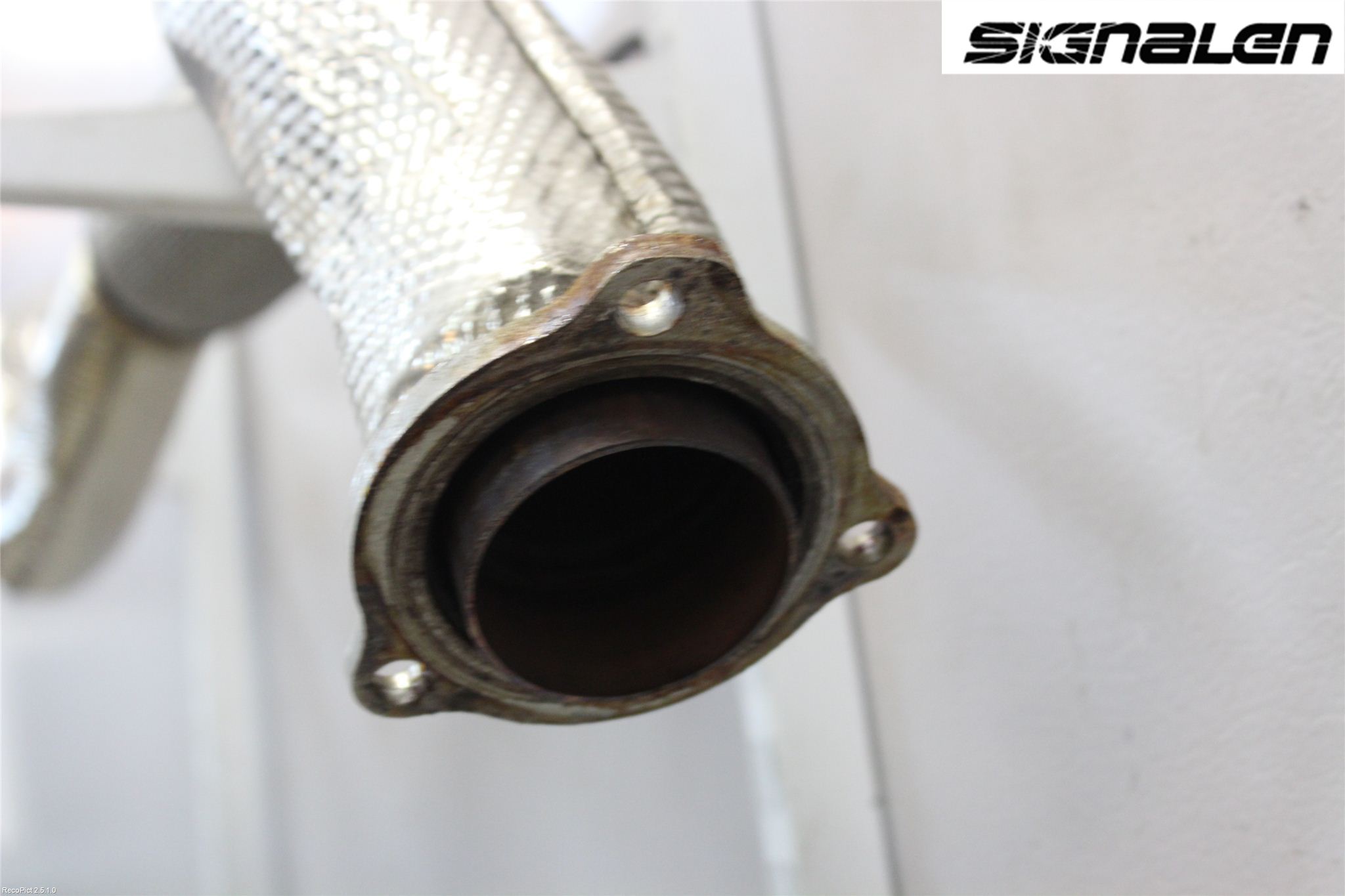 Audi A4 12-15 Avgas Främre Rör