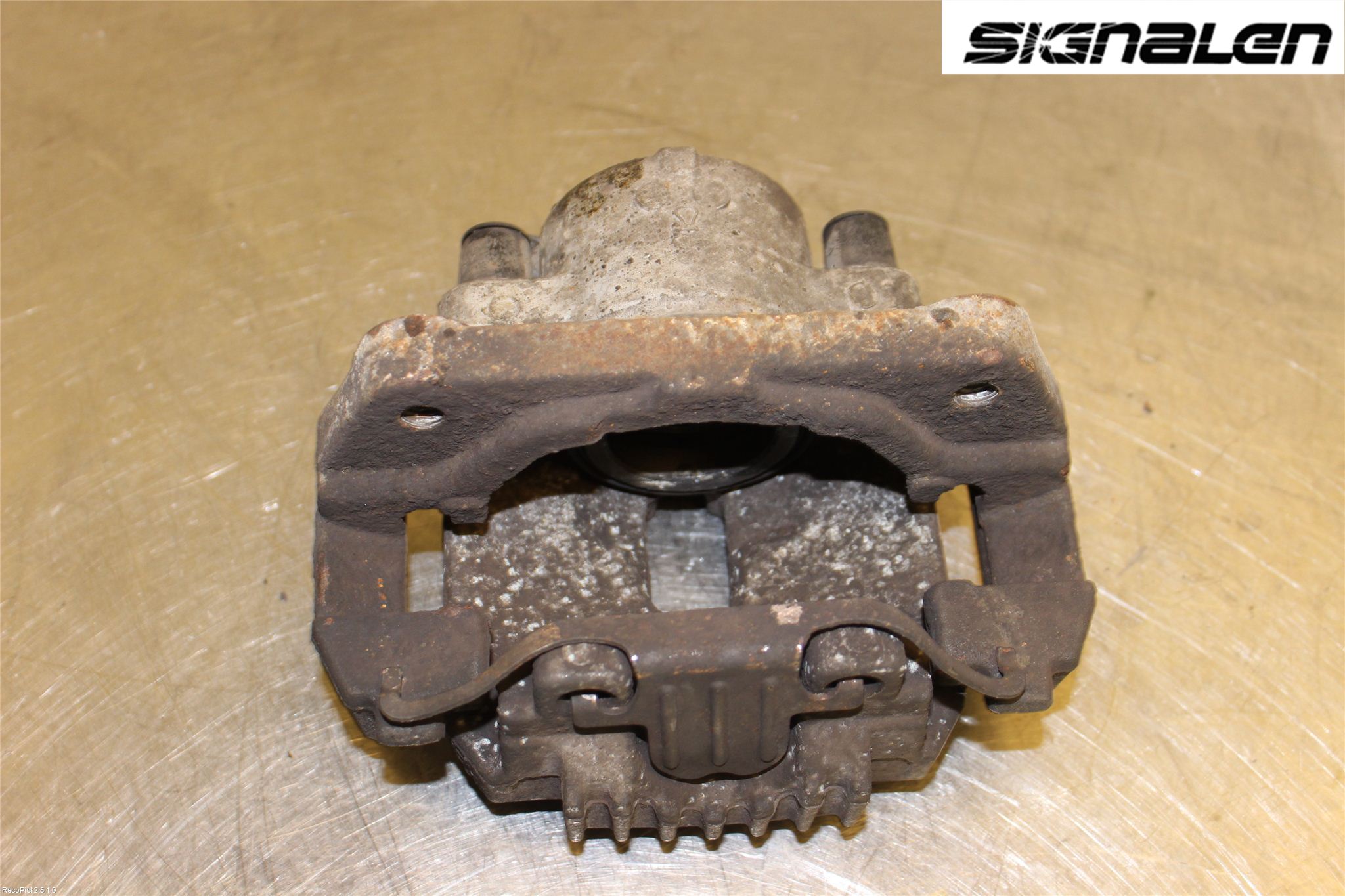 BMW 5 E60/61 Sed/Tou 02-10 Bromsok Fram Höger