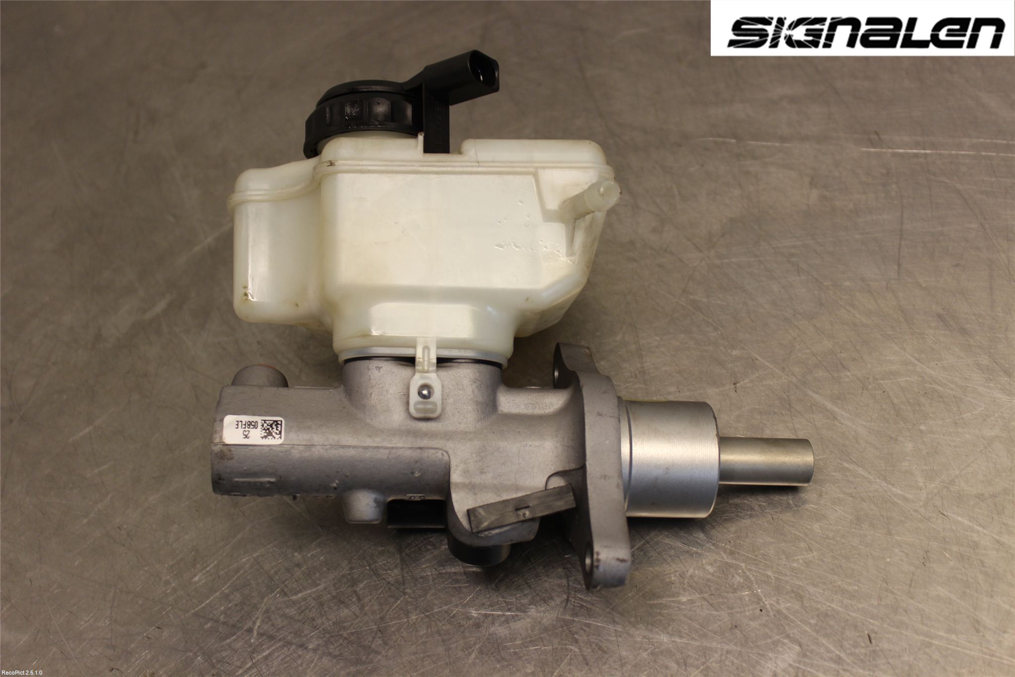Volkswagen VW GOLF VI 09-13 Broms Huvudcylinder