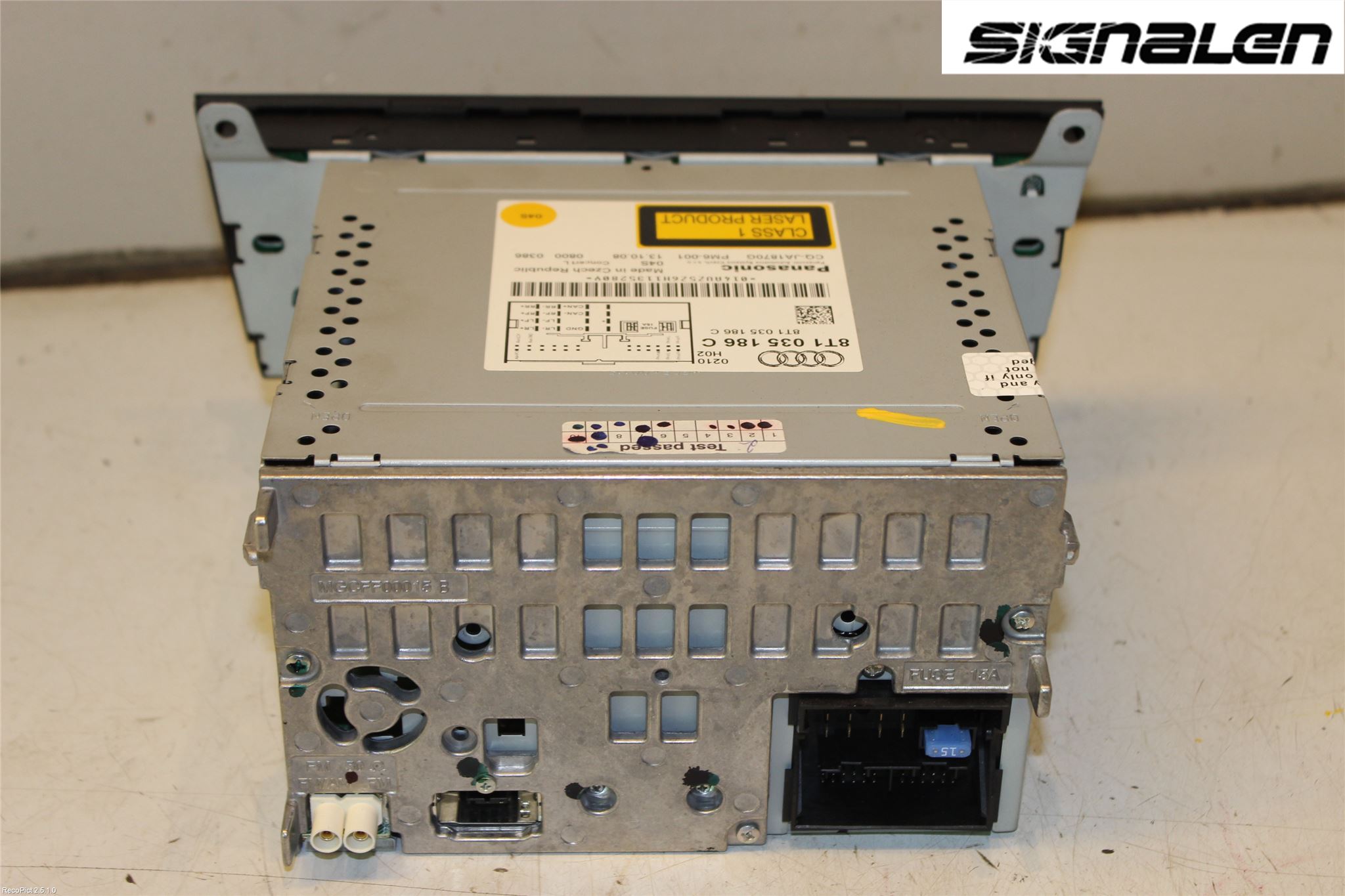 Audi A4/S4 08-11 Radio