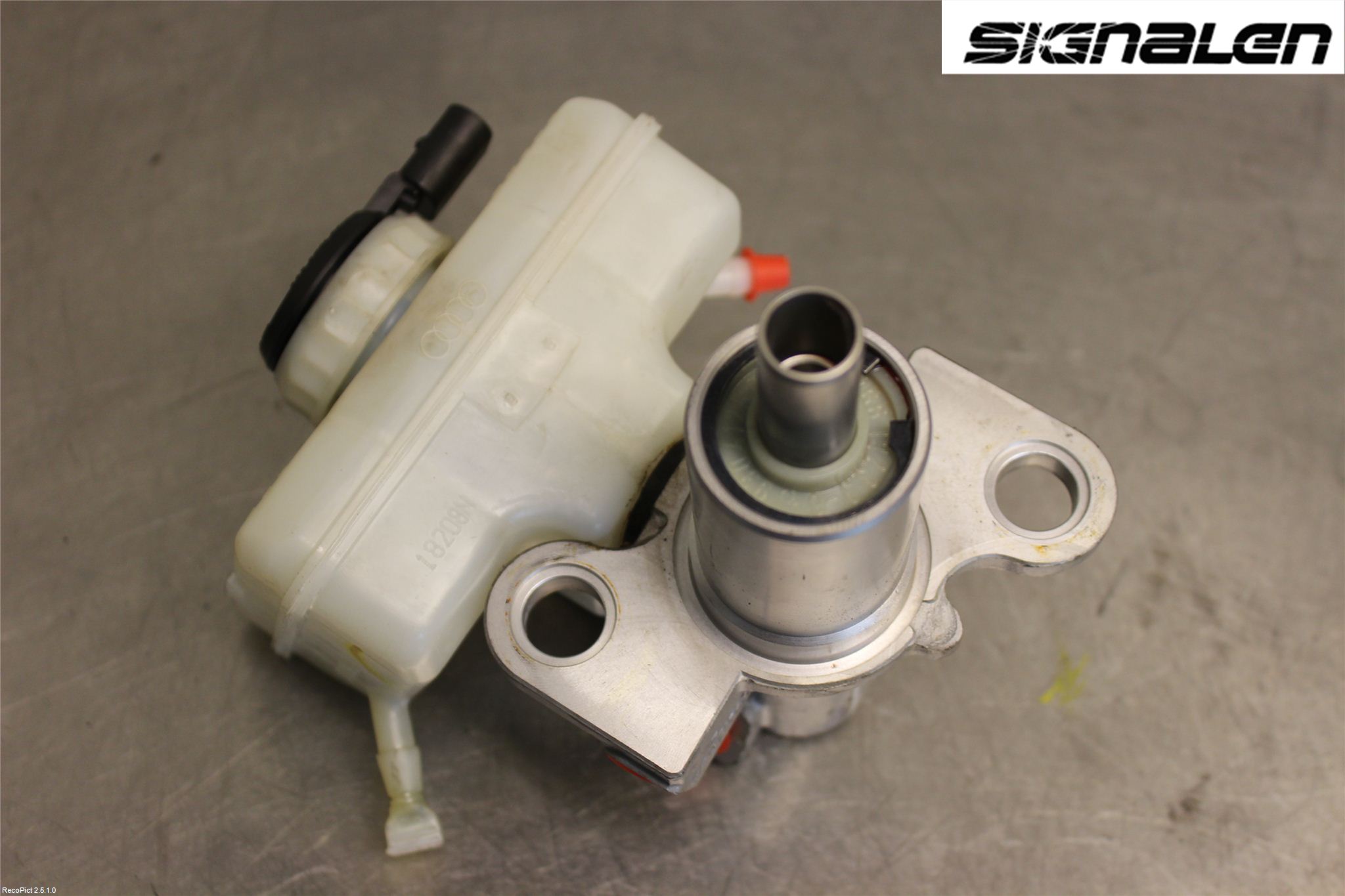 Audi A4/S4 08-11 Broms Huvudcylinder