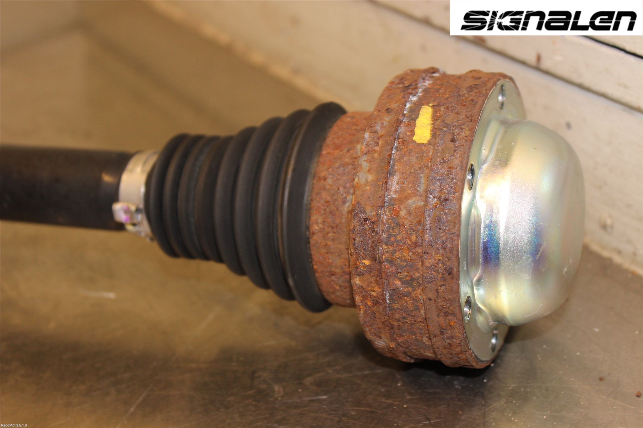 Audi A4/S4 08-11 Drivaxel Bak Vänster