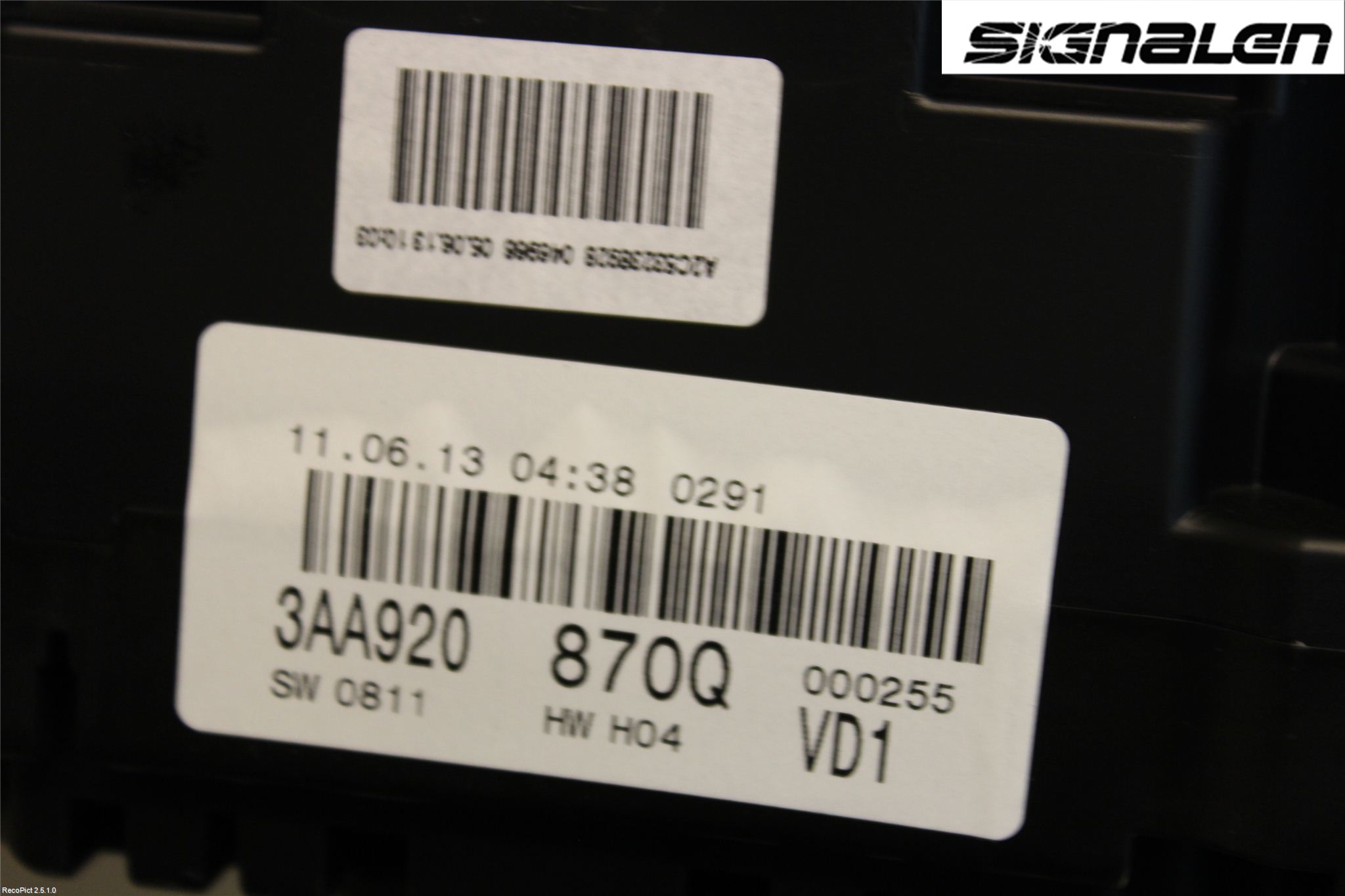 Volkswagen VW PASSAT 11-14 Instrument Komb