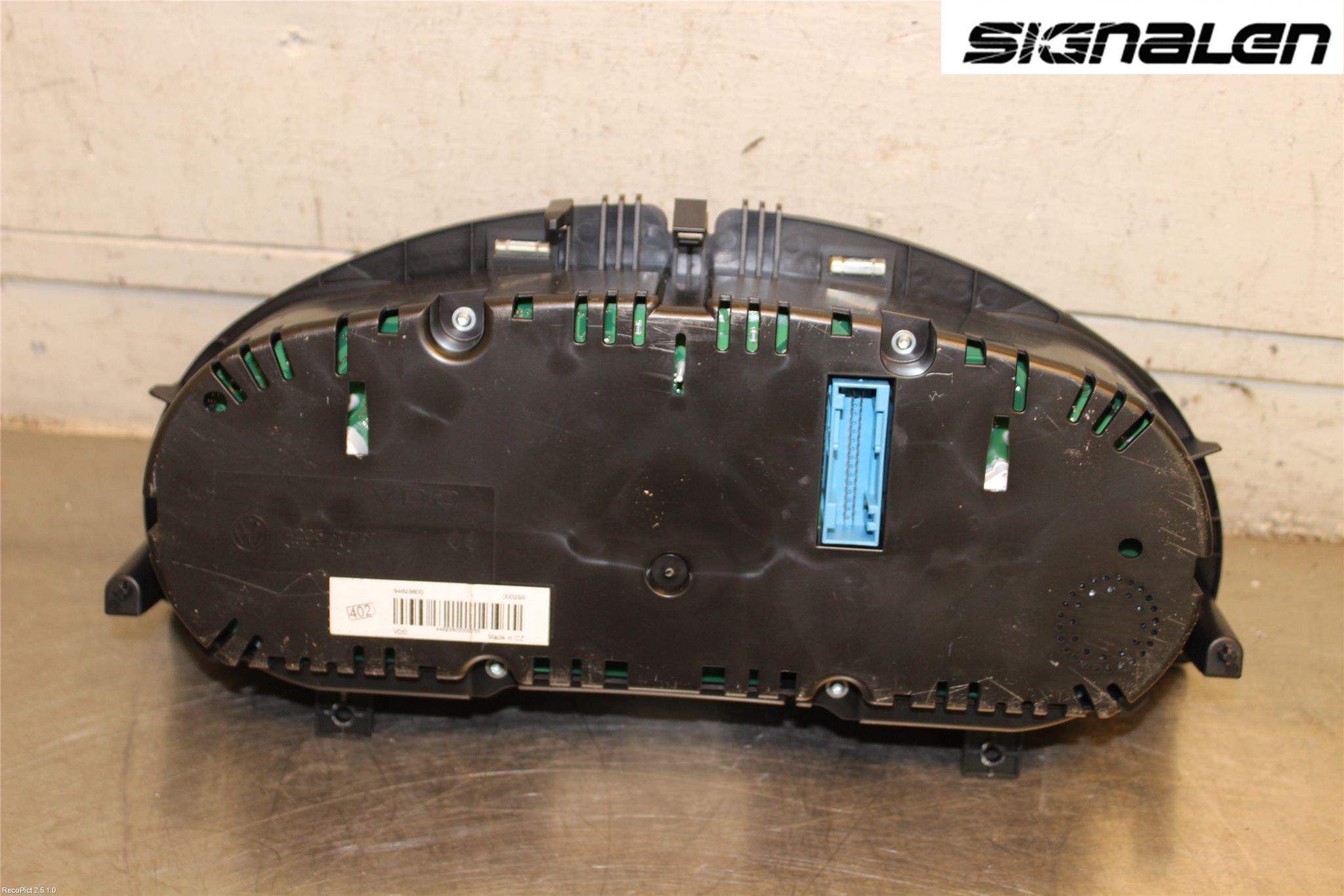Volkswagen VW PASSAT 11-14 Instrument Komb