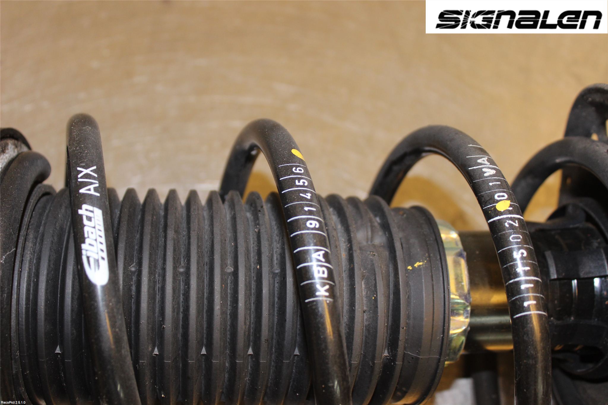 Seat LEON 13-20 Fjäderben Fram Vänster