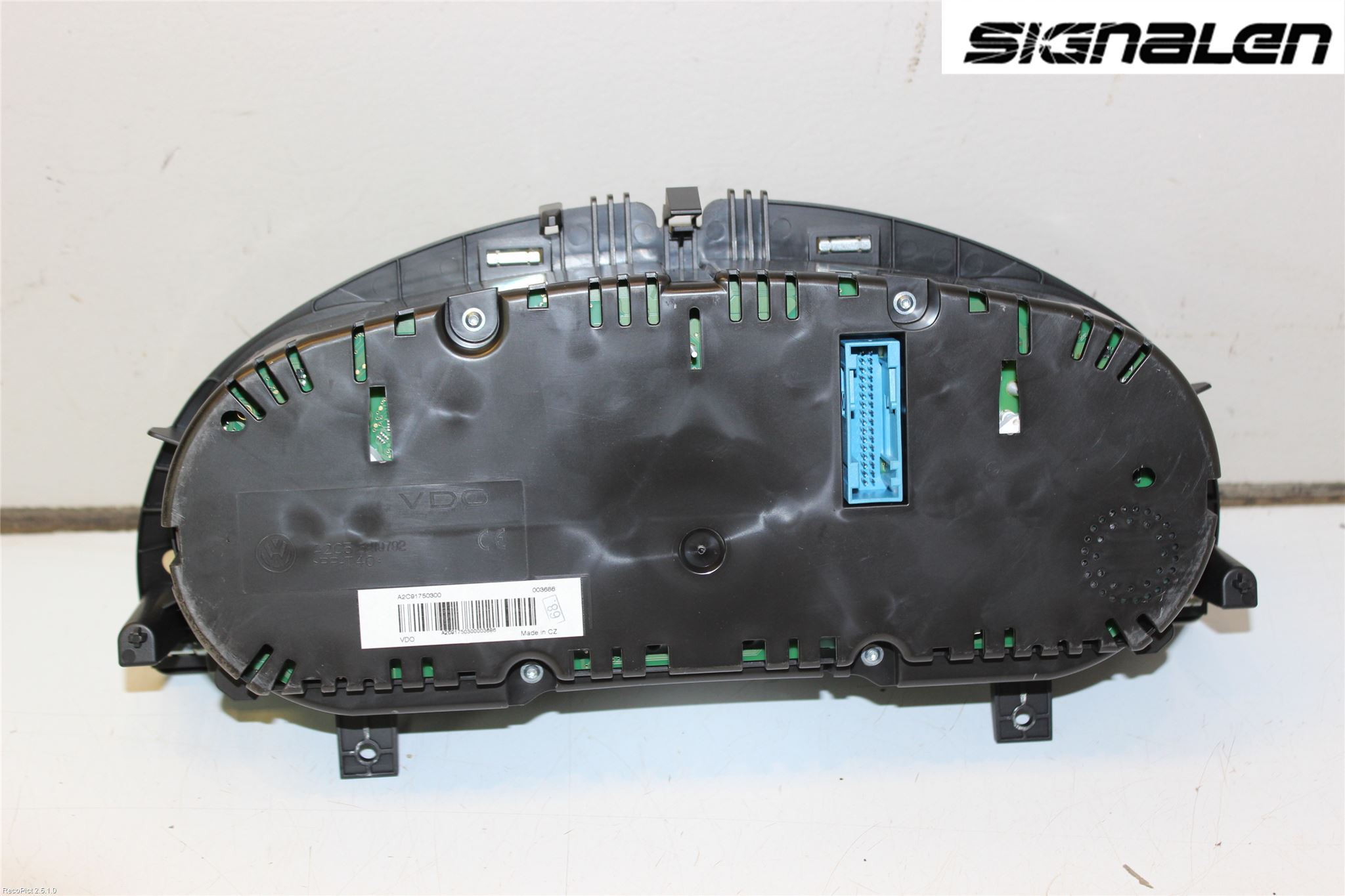 Volkswagen VW PASSAT 15-19 Instrument Komb