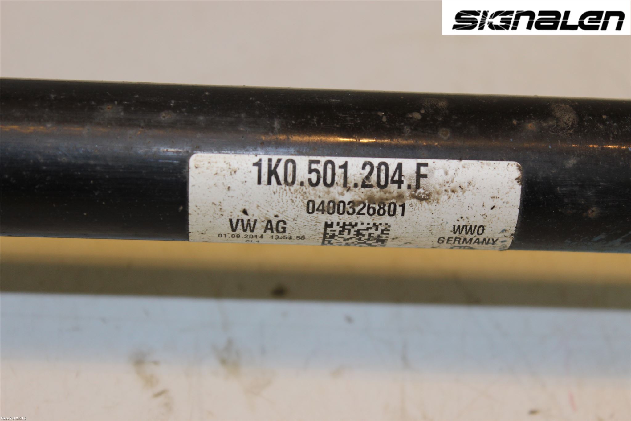 Volkswagen VW PASSAT 11-14 Drivaxel Bak Höger