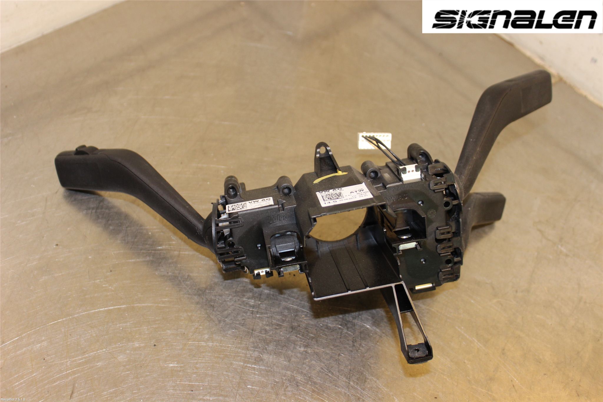 Volkswagen VW PASSAT 11-14 Spakcentral