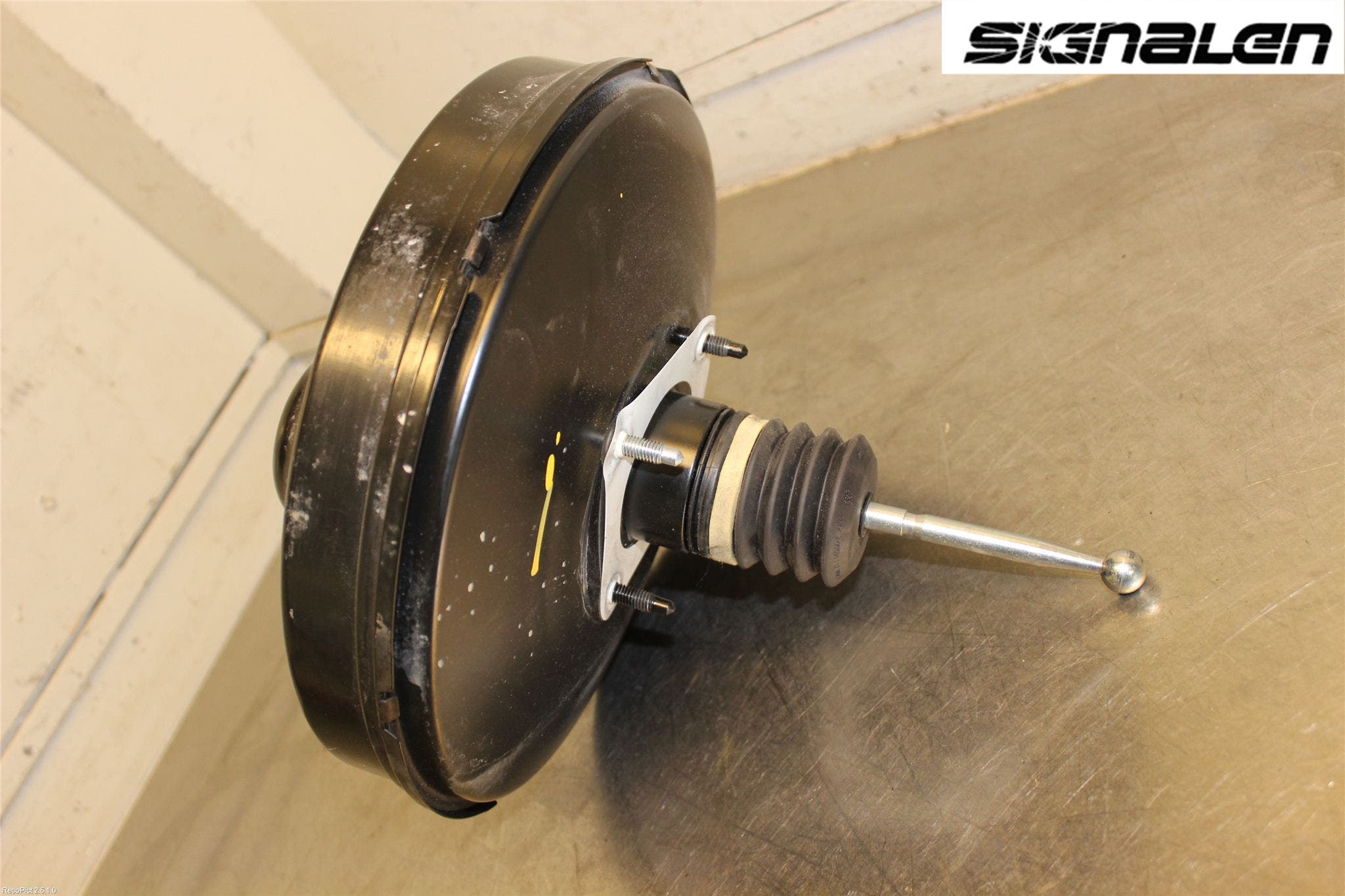 Volkswagen VW PASSAT 11-14 Bromsservo