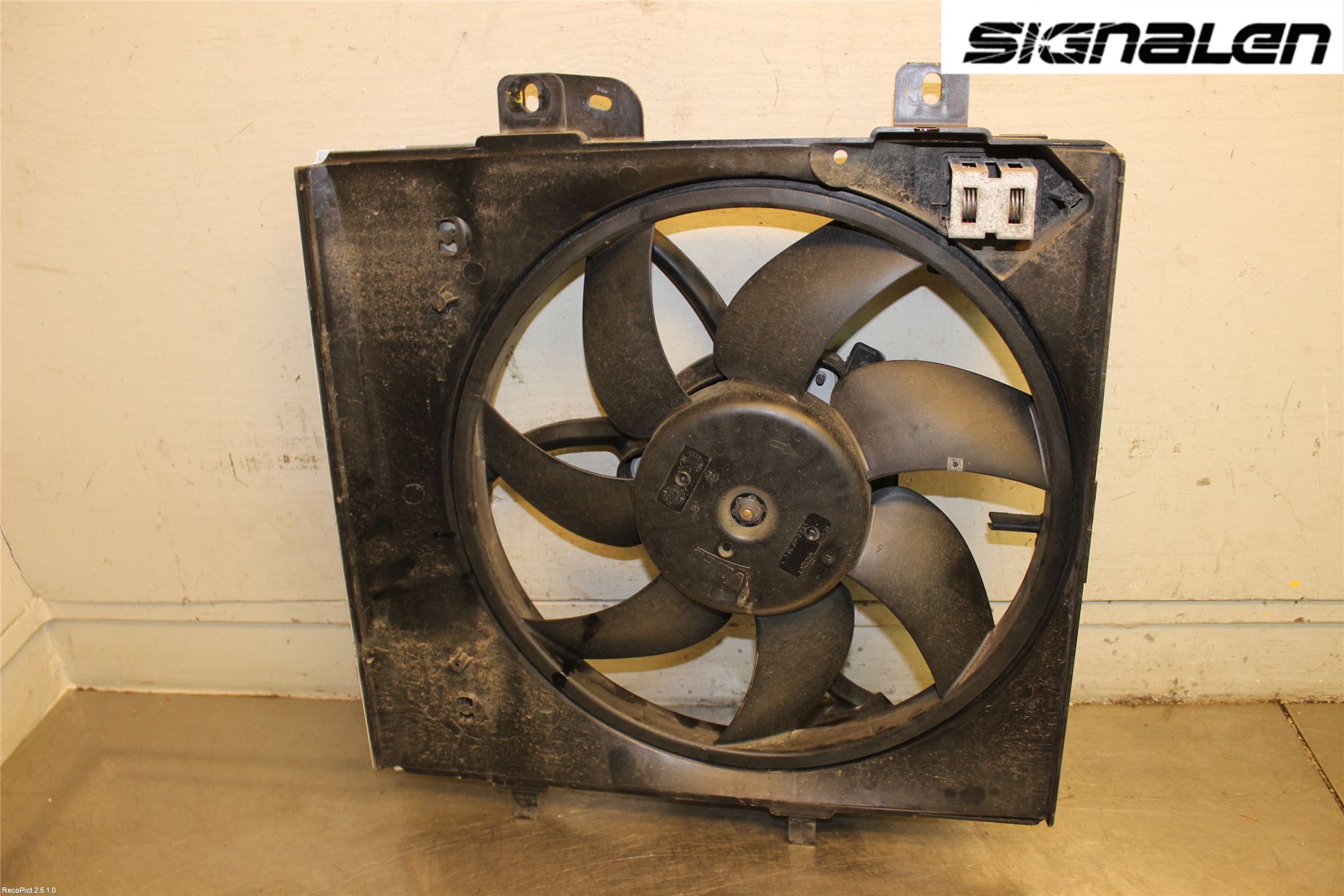 Peugeot 208 12-15 Kylfläkt El