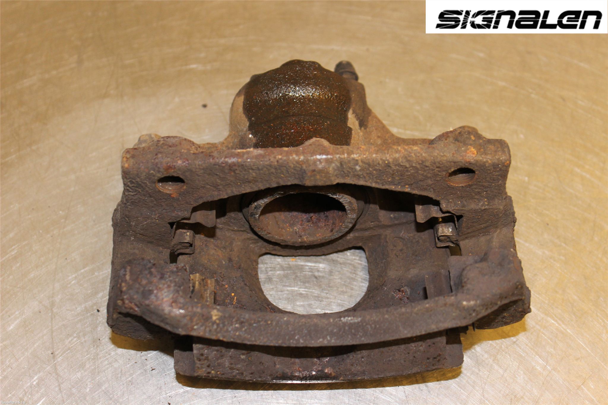 Toyota AYGO 06-14 Bromsok Fram Höger