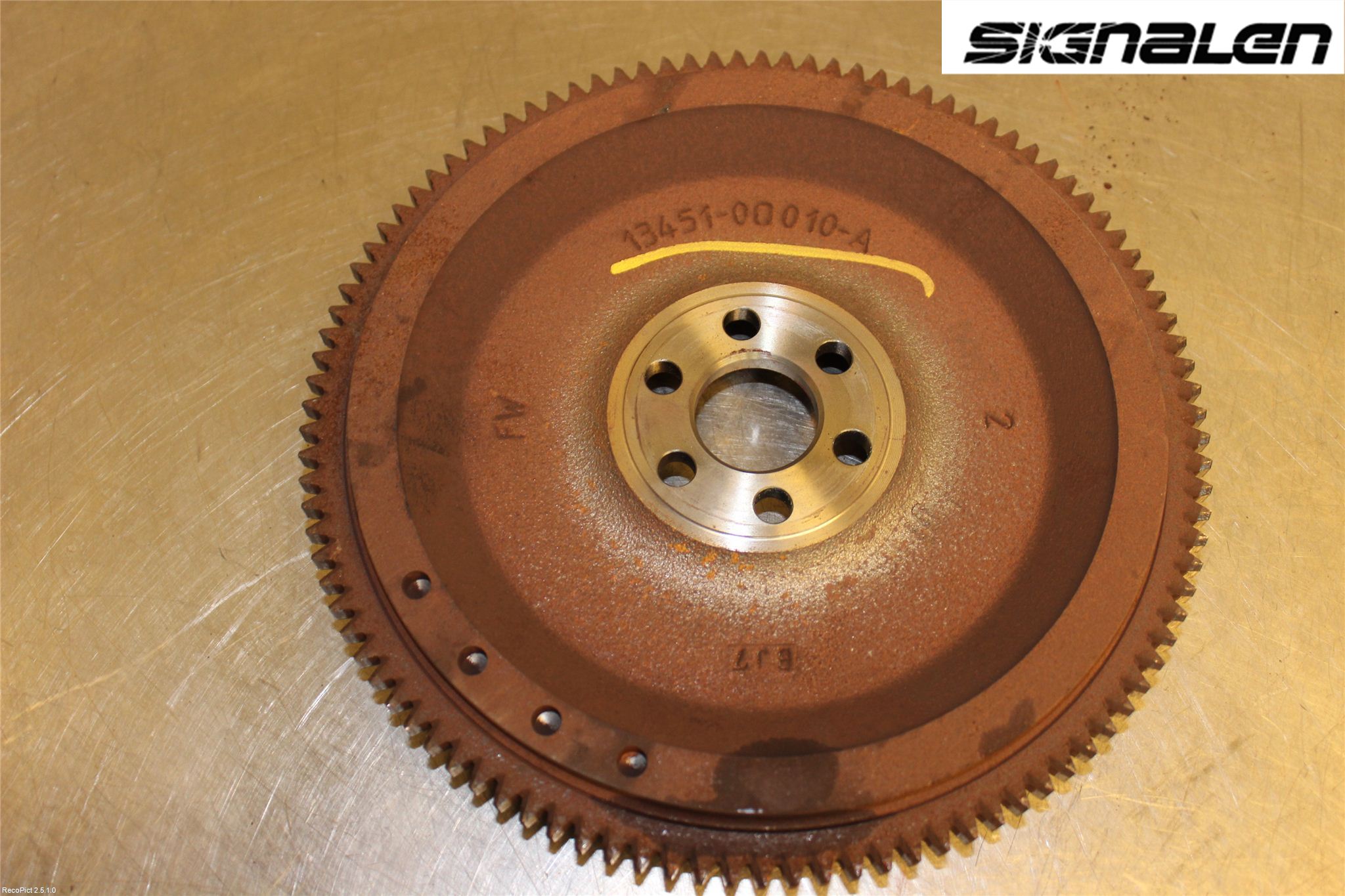 Toyota AYGO 06-14 Svänghjul Man