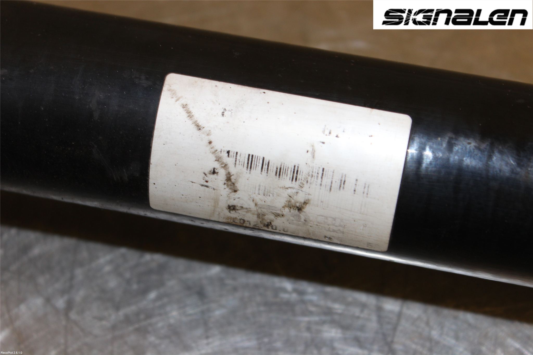 Volkswagen VW POLO 10-17 Drivaxel Fram Höger