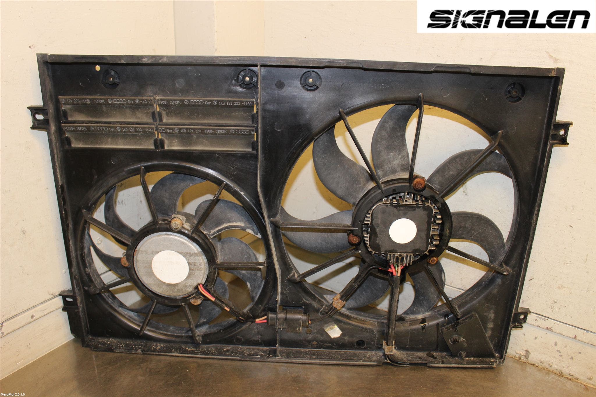 Volkswagen VW CADDY 04-10 Kylfläkt El