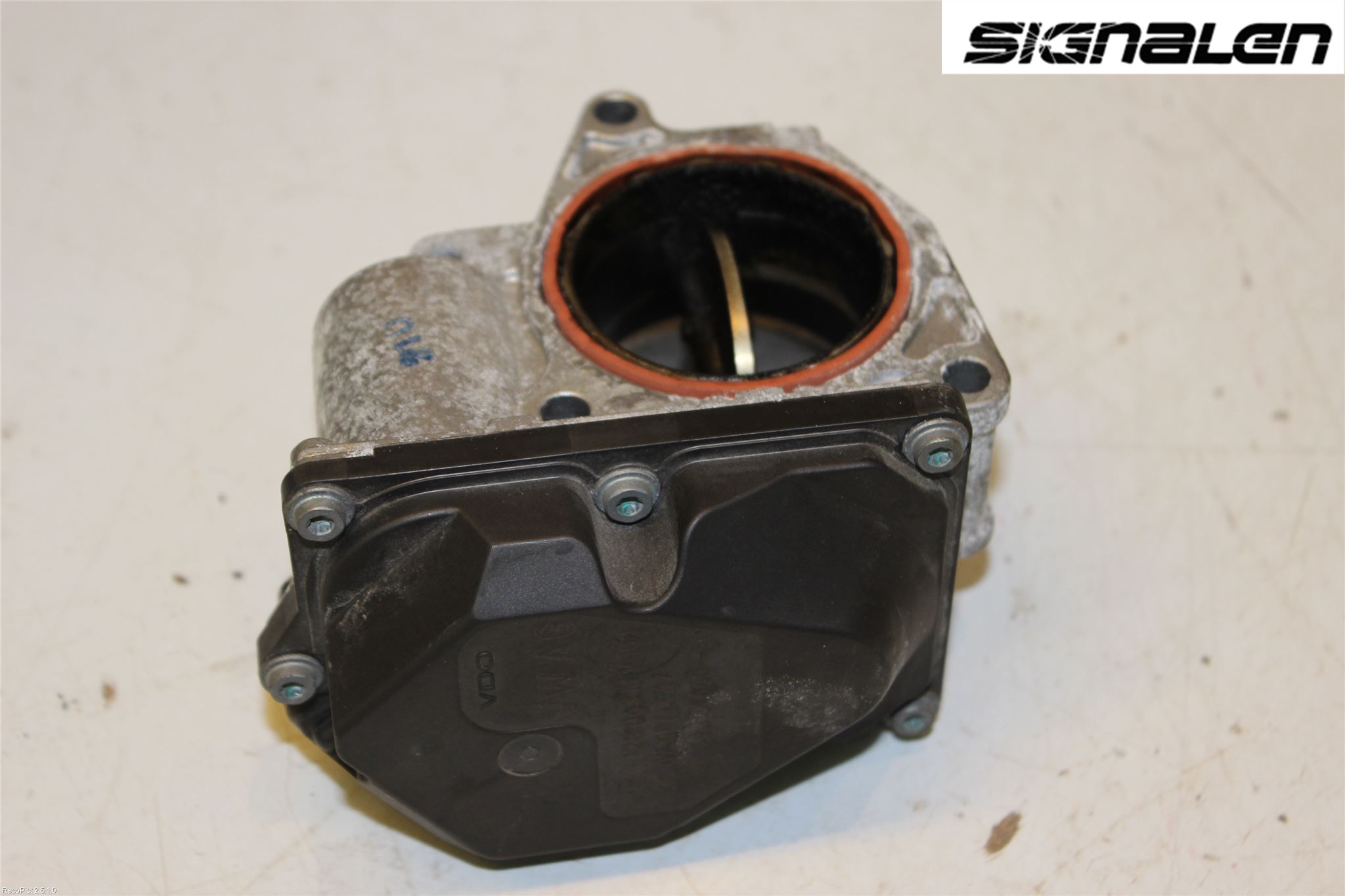 Volkswagen VW CADDY      04-10 Injspjällhus