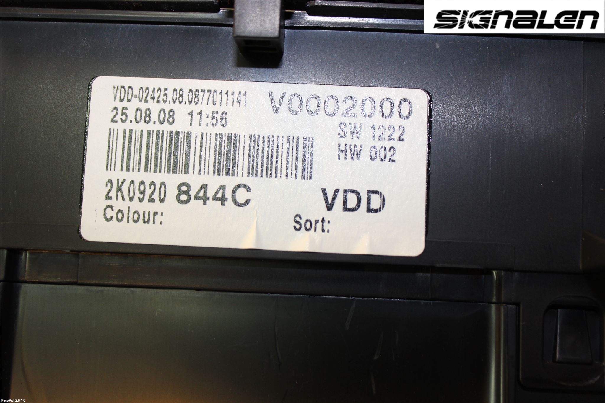 Volkswagen VW CADDY      04-10 Instrument Komb