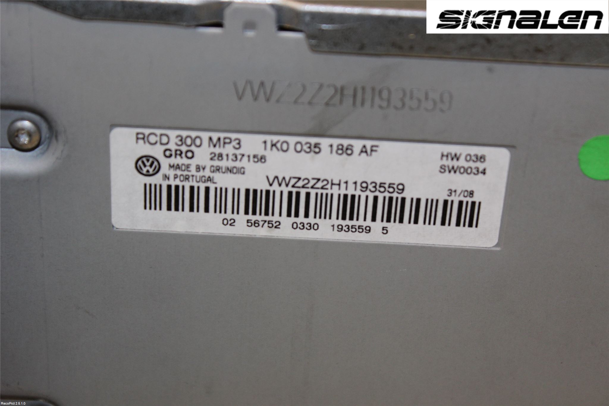 Volkswagen VW CADDY      04-10 Radio