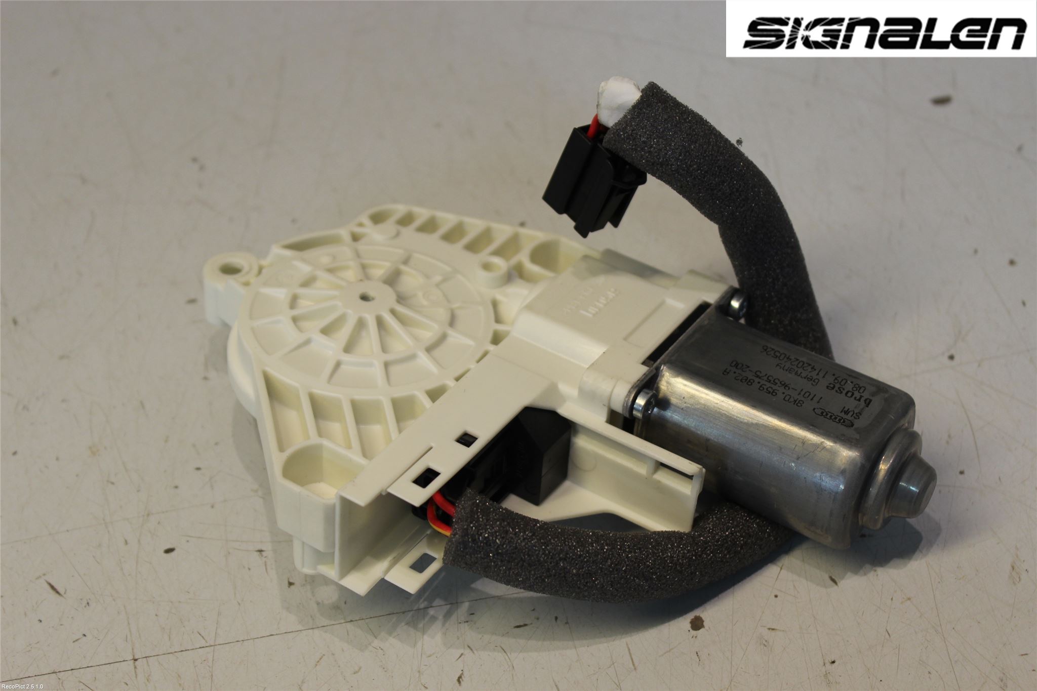 Skoda SUPERB 09-15 Fönsterhissmotor