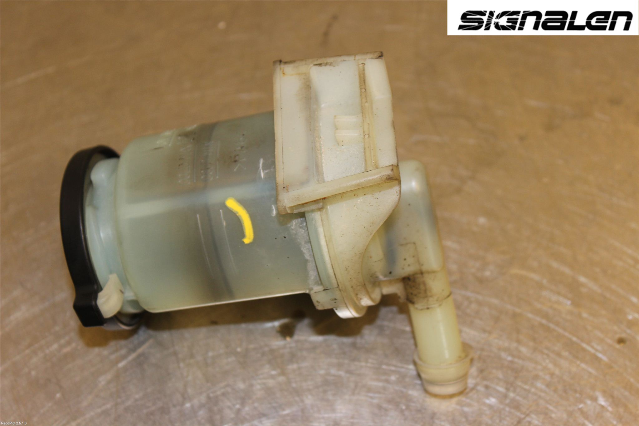 Toyota COROLLA VERSO 04-07 Styrservooljebehållare