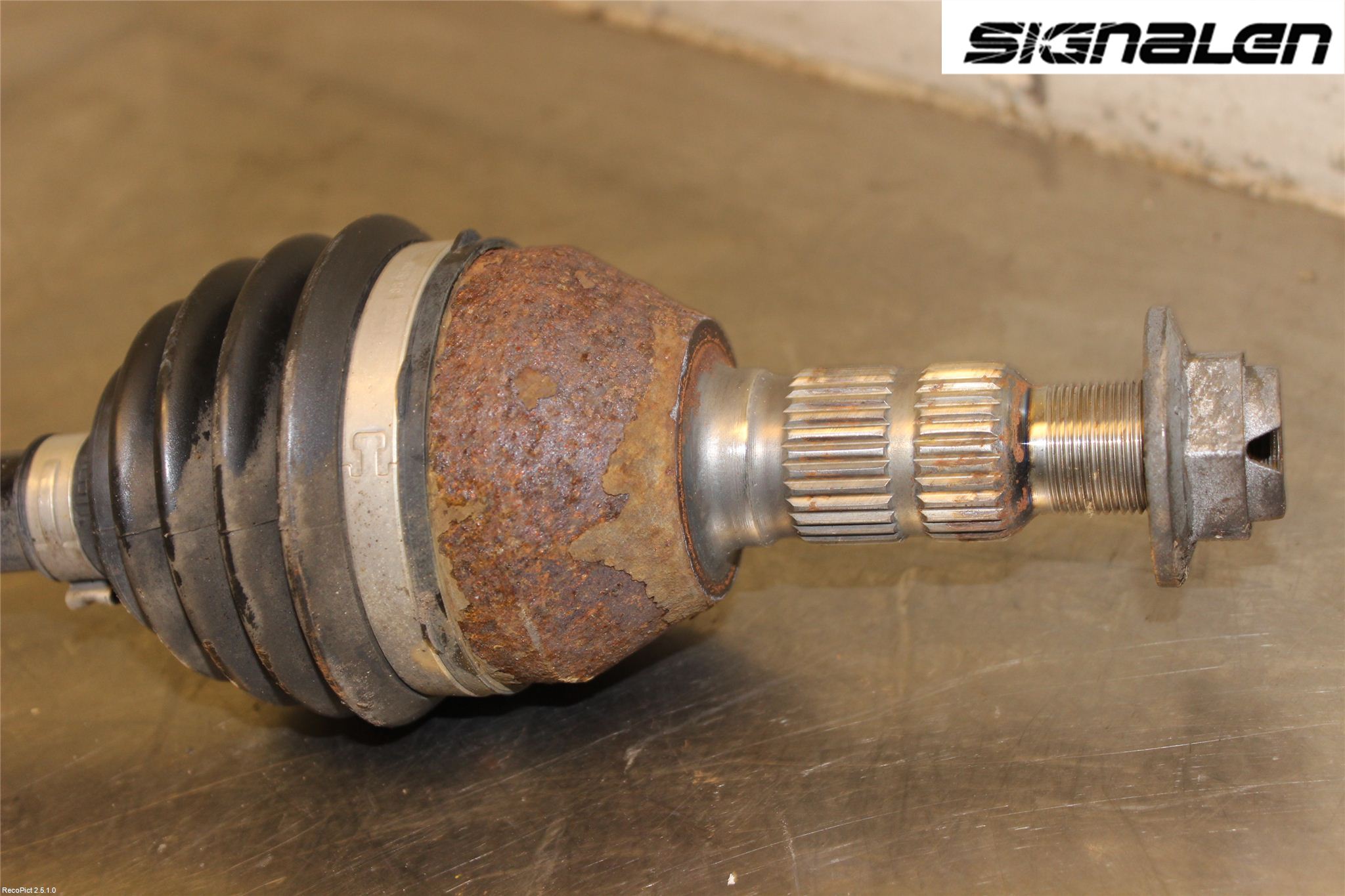 Opel INSIGNIA 09-16 Drivaxel Bak Höger