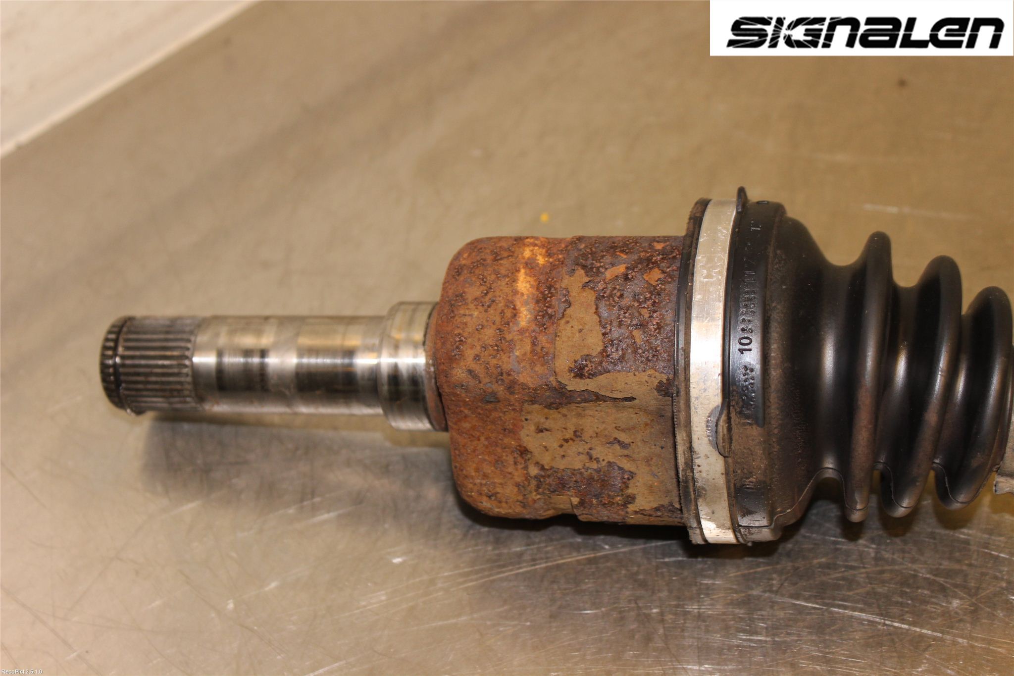 Opel INSIGNIA 09-16 Drivaxel Bak Höger