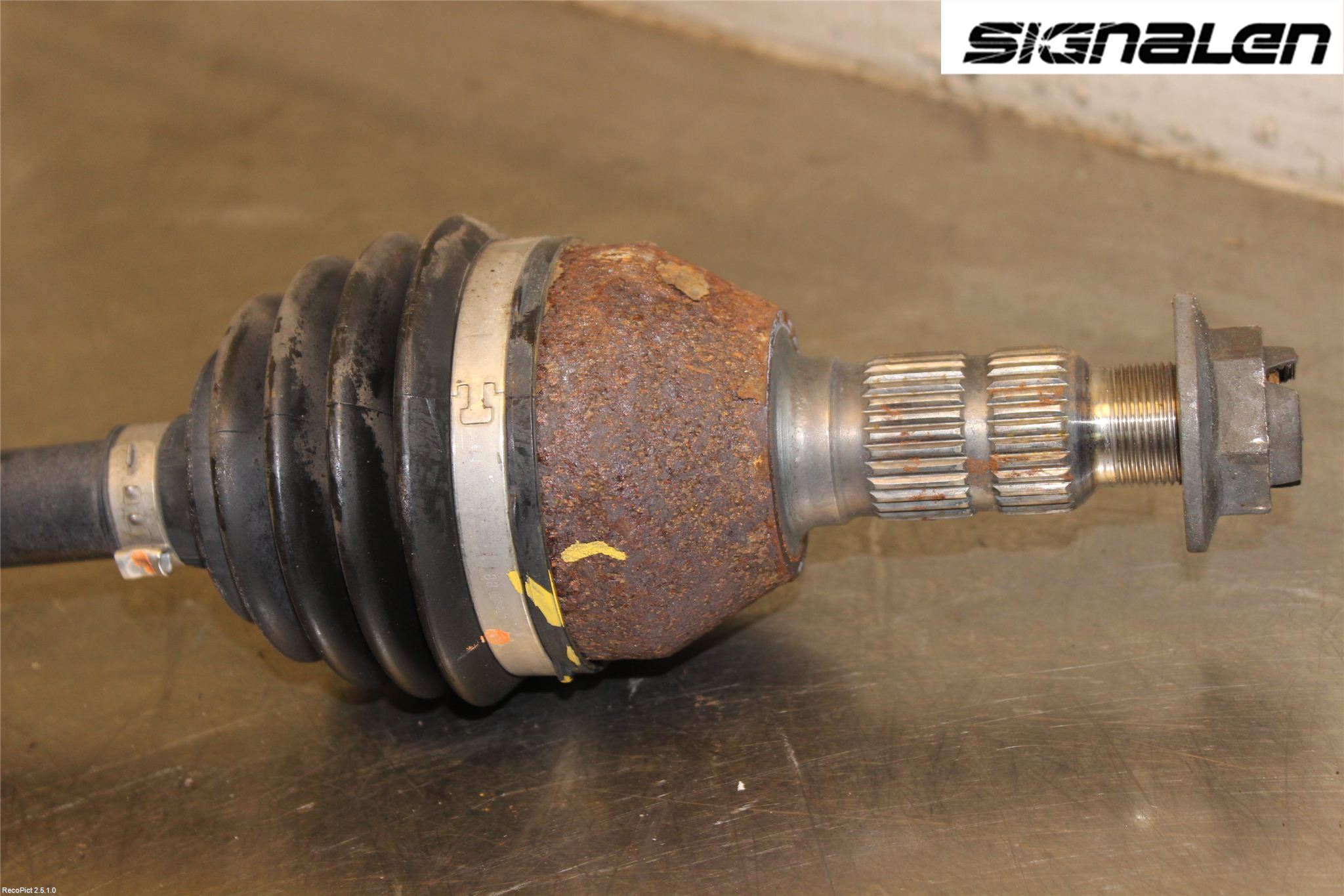 Opel INSIGNIA 09-16 Drivaxel Bak Vänster