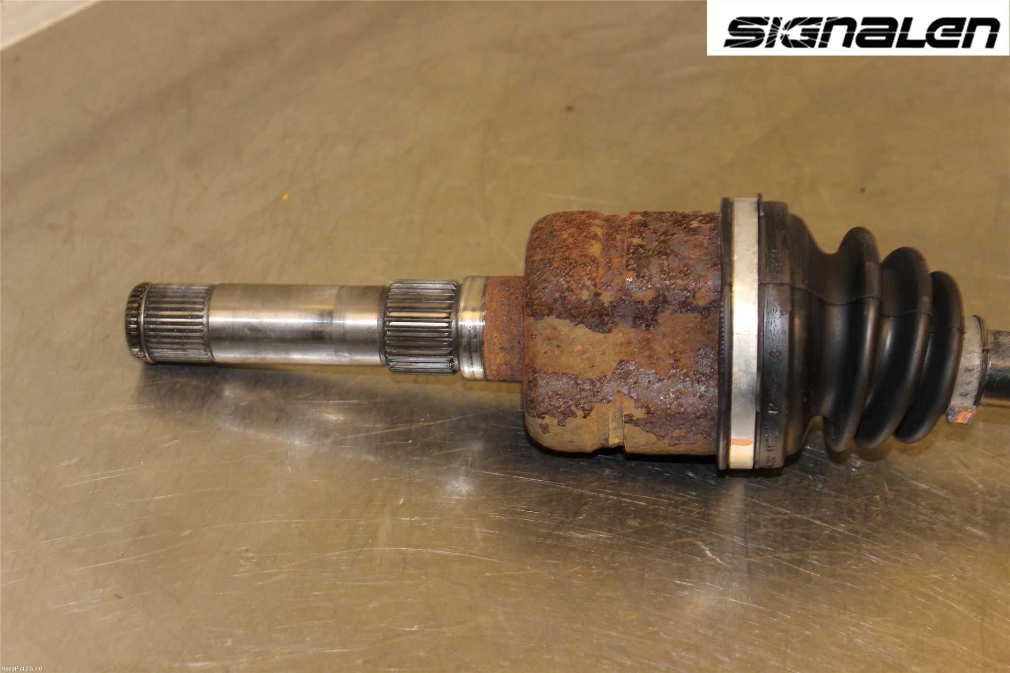 Opel INSIGNIA 09-16 Drivaxel Bak Vänster