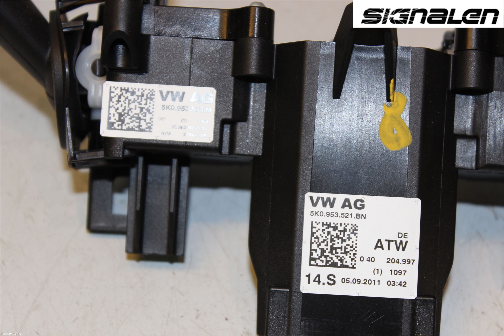 Skoda SUPERB 09-15 Spakcentral