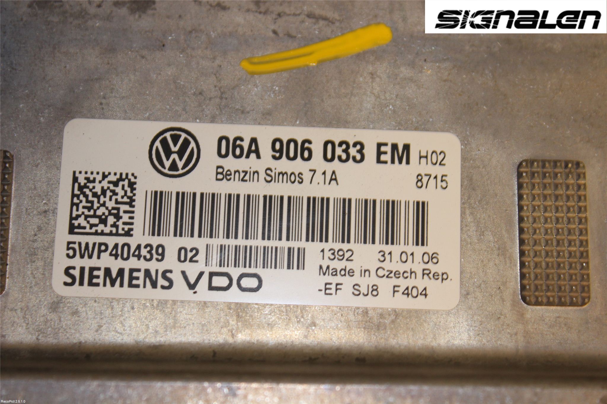 Volkswagen VW GOLF V 04-09 Styrenhet Insprut Bensin