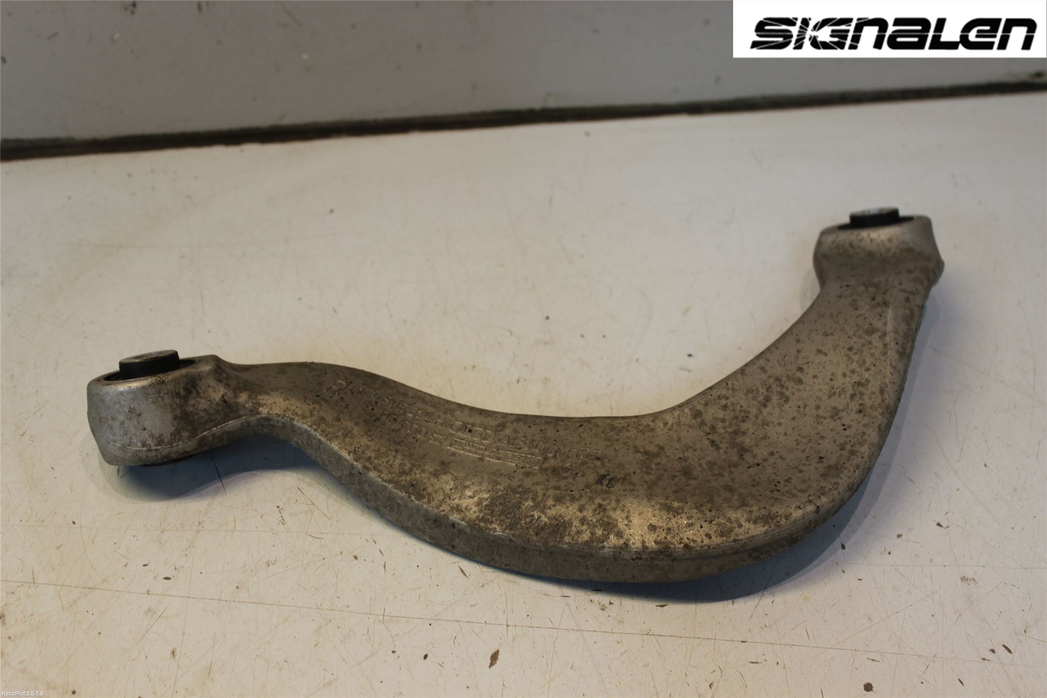 Audi A6/S6 4G 11-18 Bärarm Bak Övre Höger