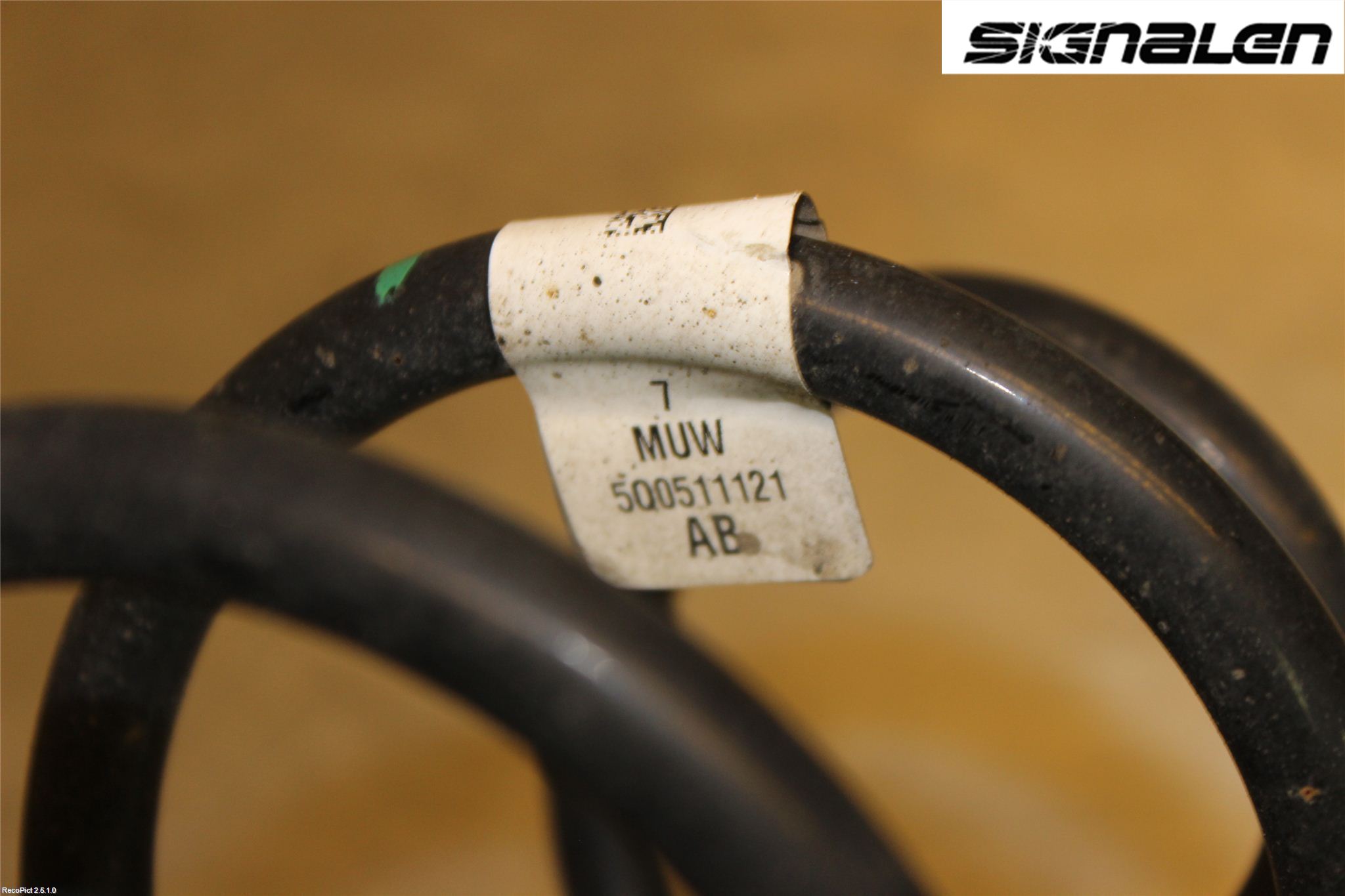 Volkswagen VW GOLF / E-GOLF VII 13-20 Fjäder Bak