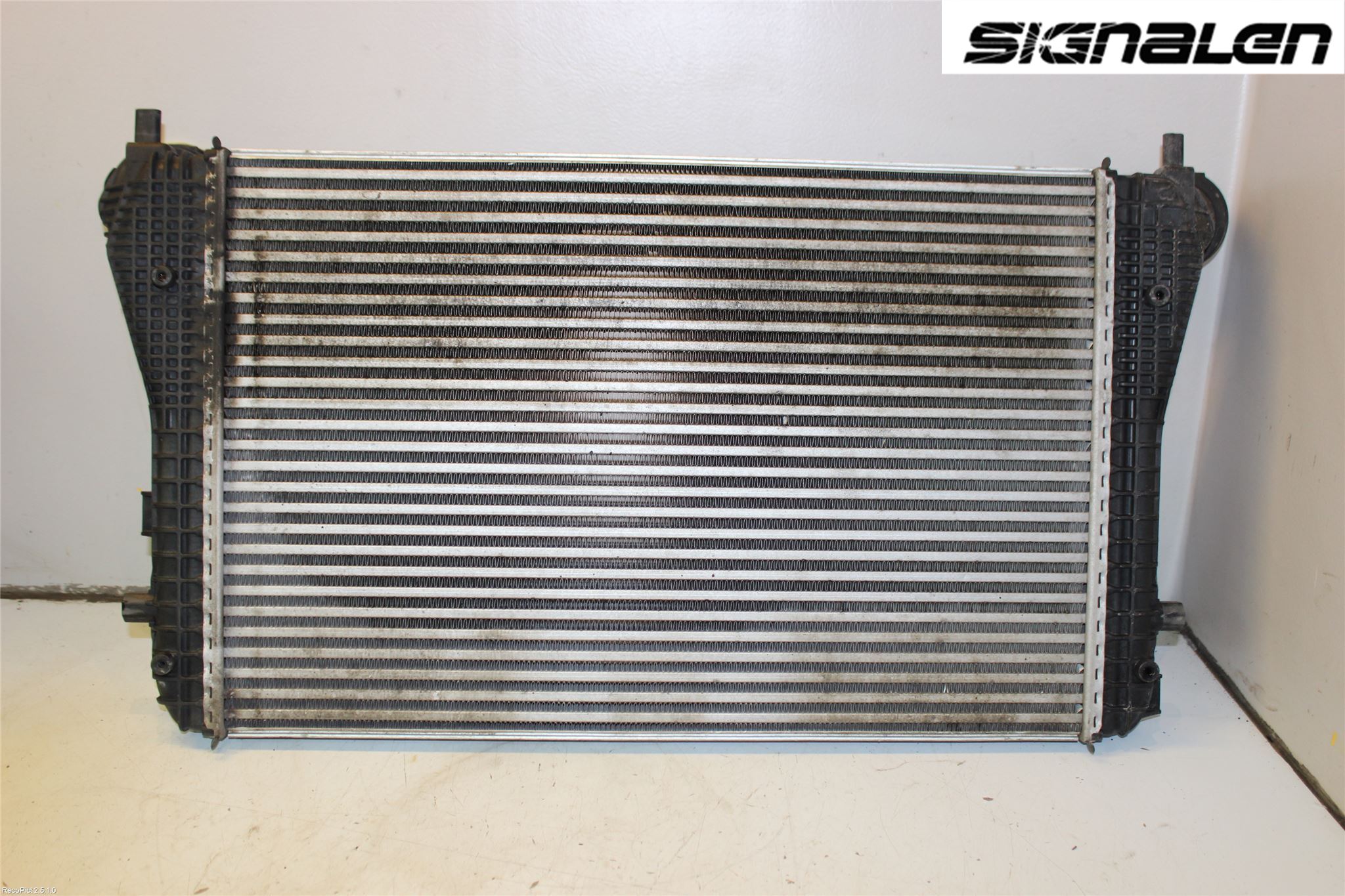 Volkswagen VW PASSAT 05-11 Laddluft-Intercooler Kyl