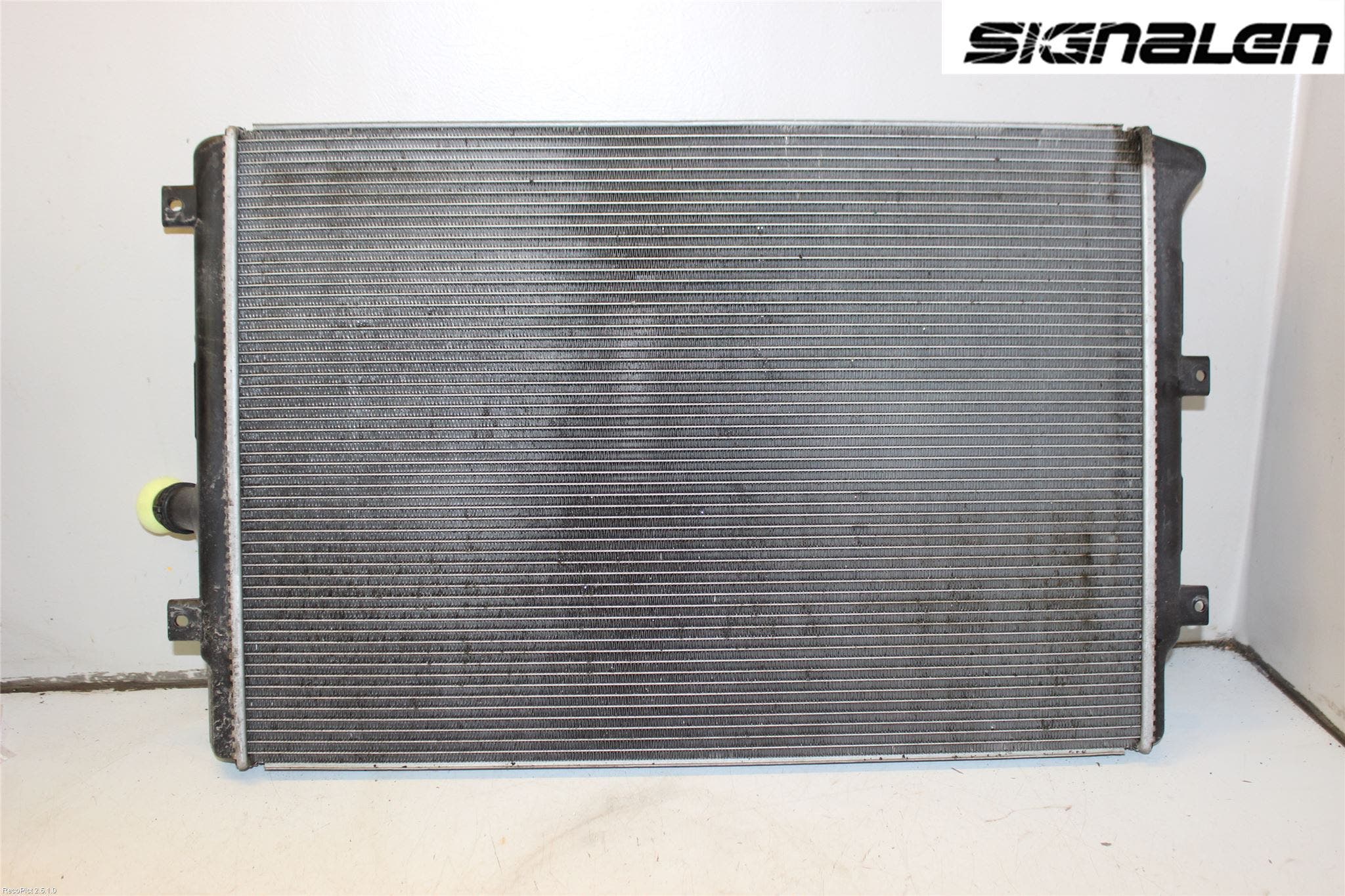 Volkswagen VW PASSAT 05-11 Kylare Aut