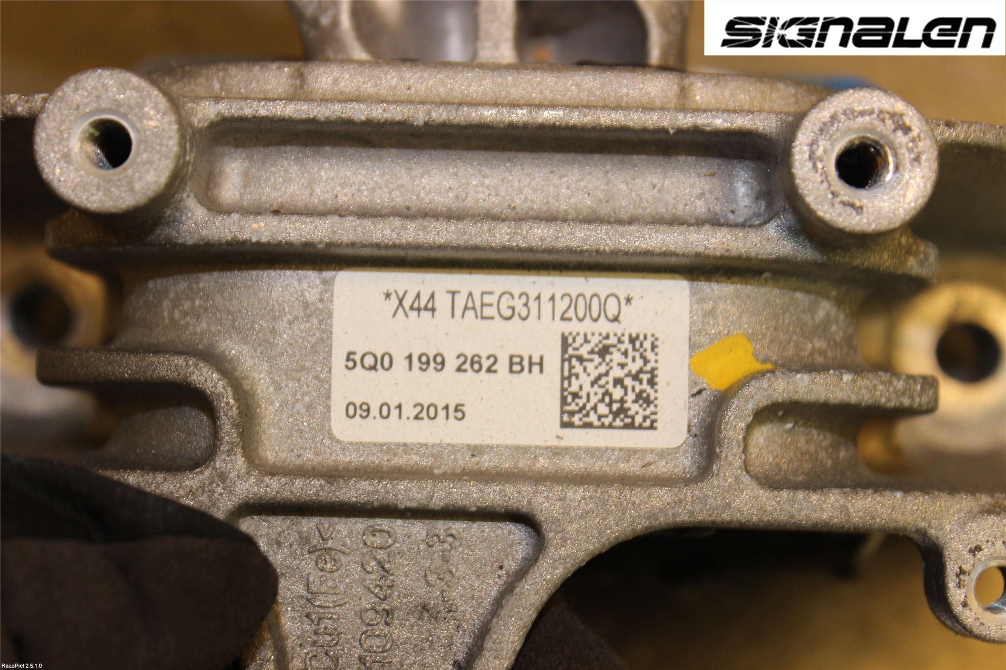 Volkswagen VW GOLF / E-GOLF VII 13-20 Motorkudde