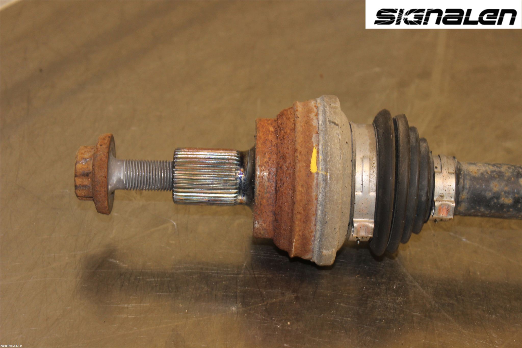 Volkswagen VW GOLF VI 09-13 Drivaxel Bak Höger