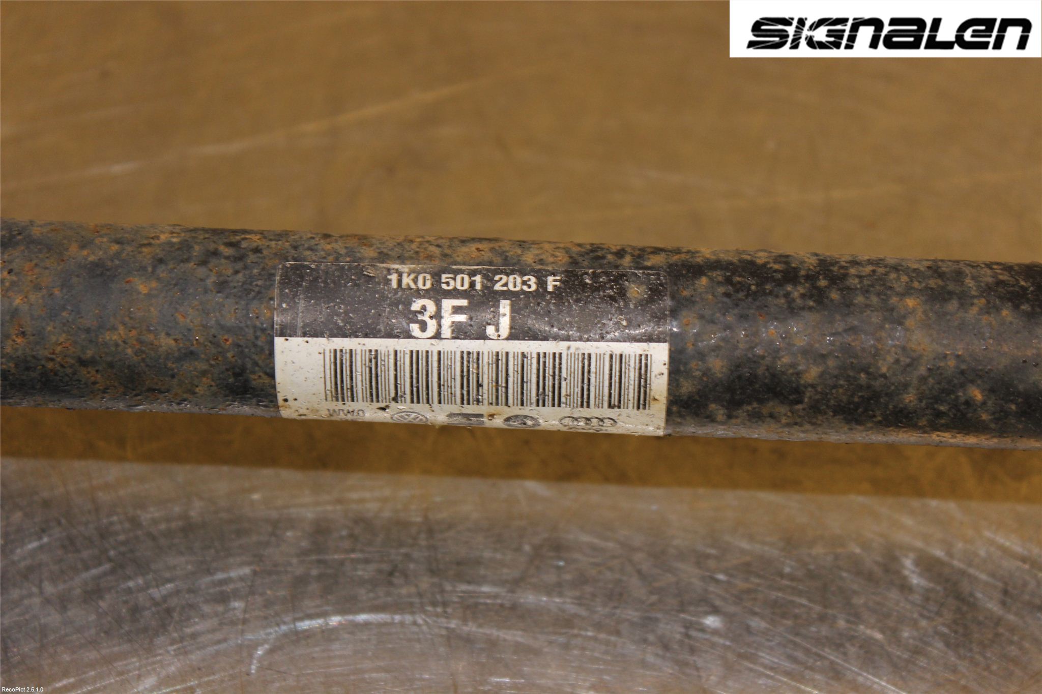 Volkswagen VW GOLF VI 09-13 Drivaxel Bak Vänster