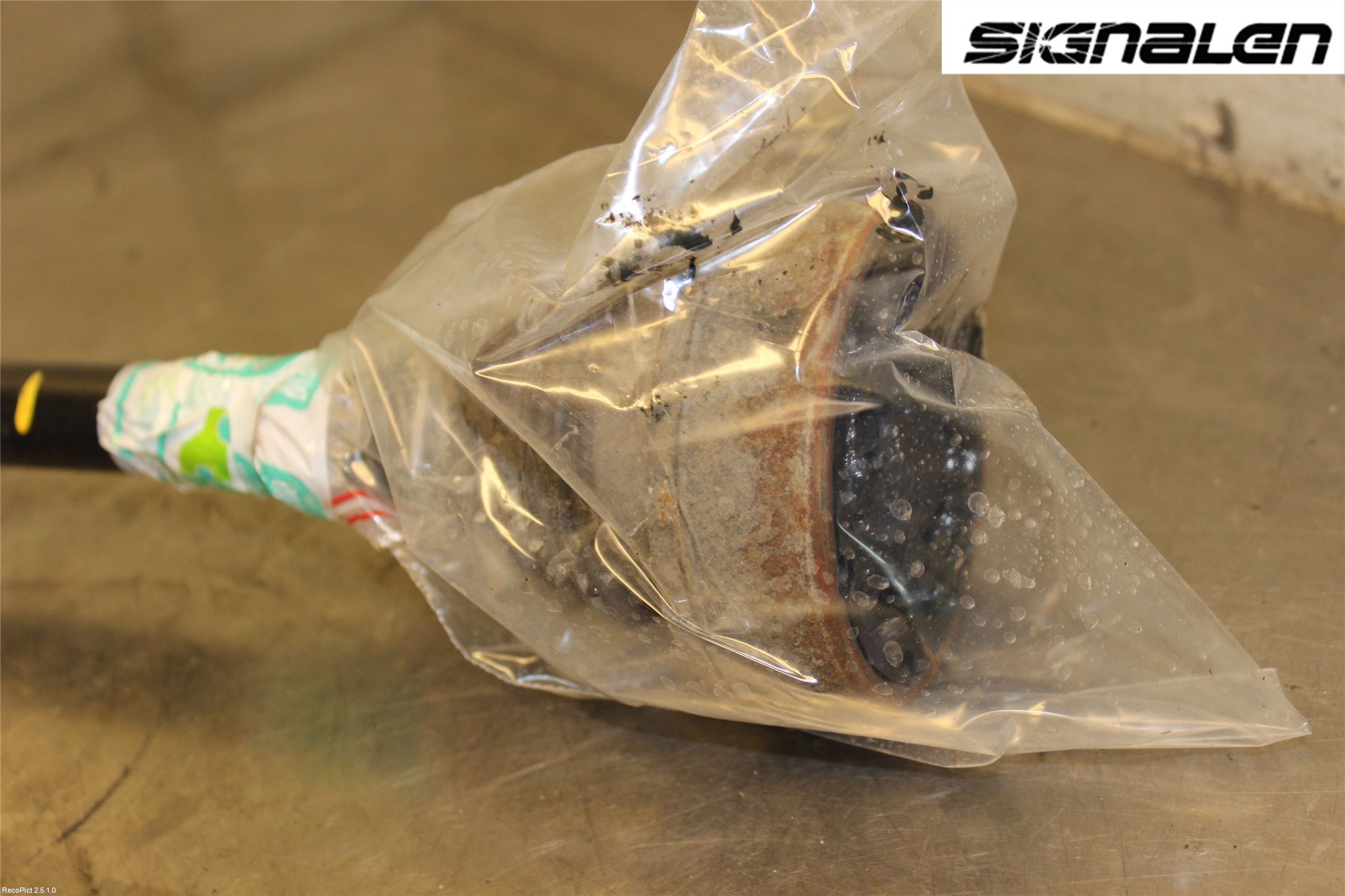Volkswagen VW GOLF VI 09-13 Drivaxel Bak Vänster