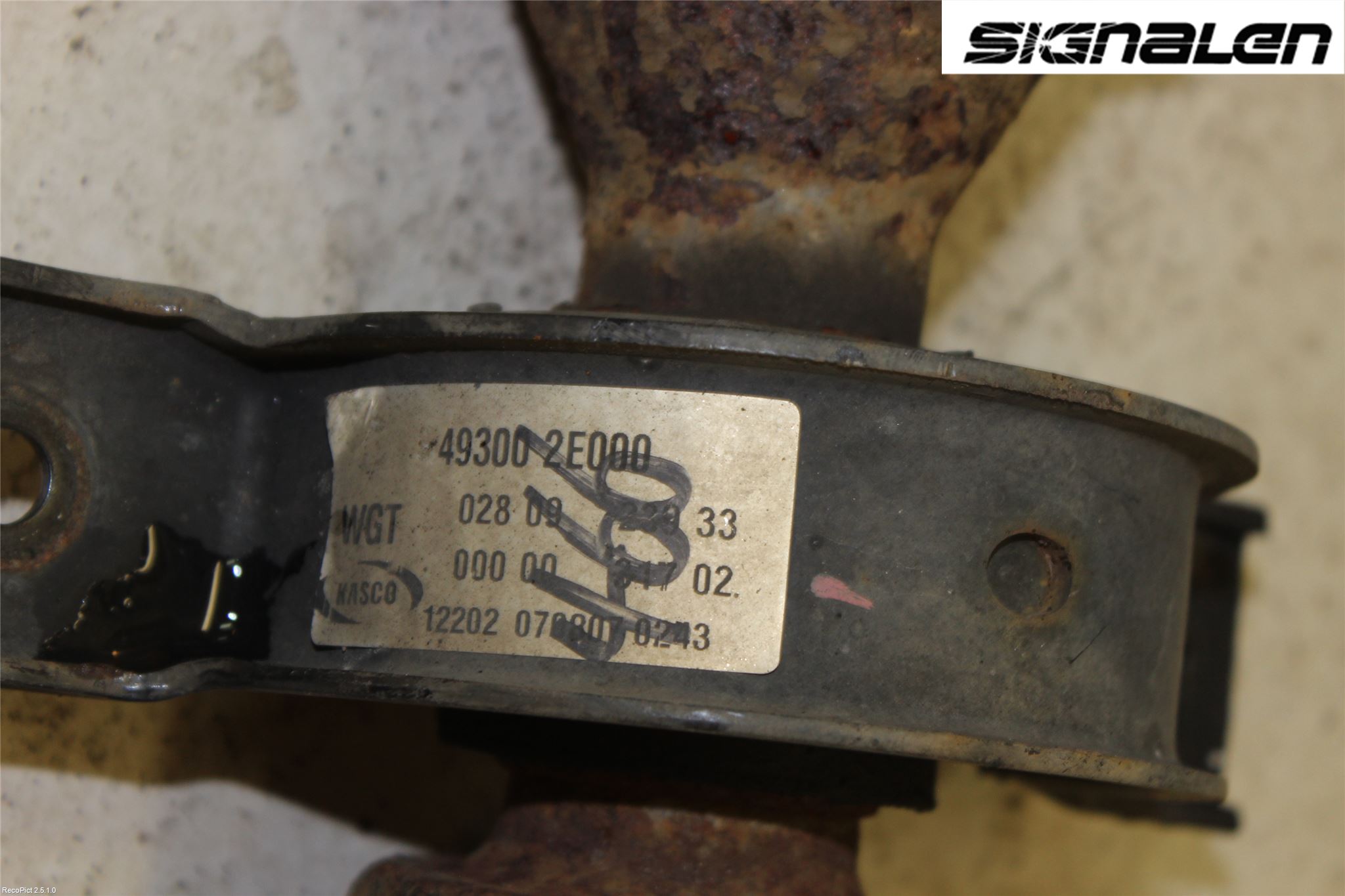 Hyundai TUCSON 05- Mellanaxel Komp