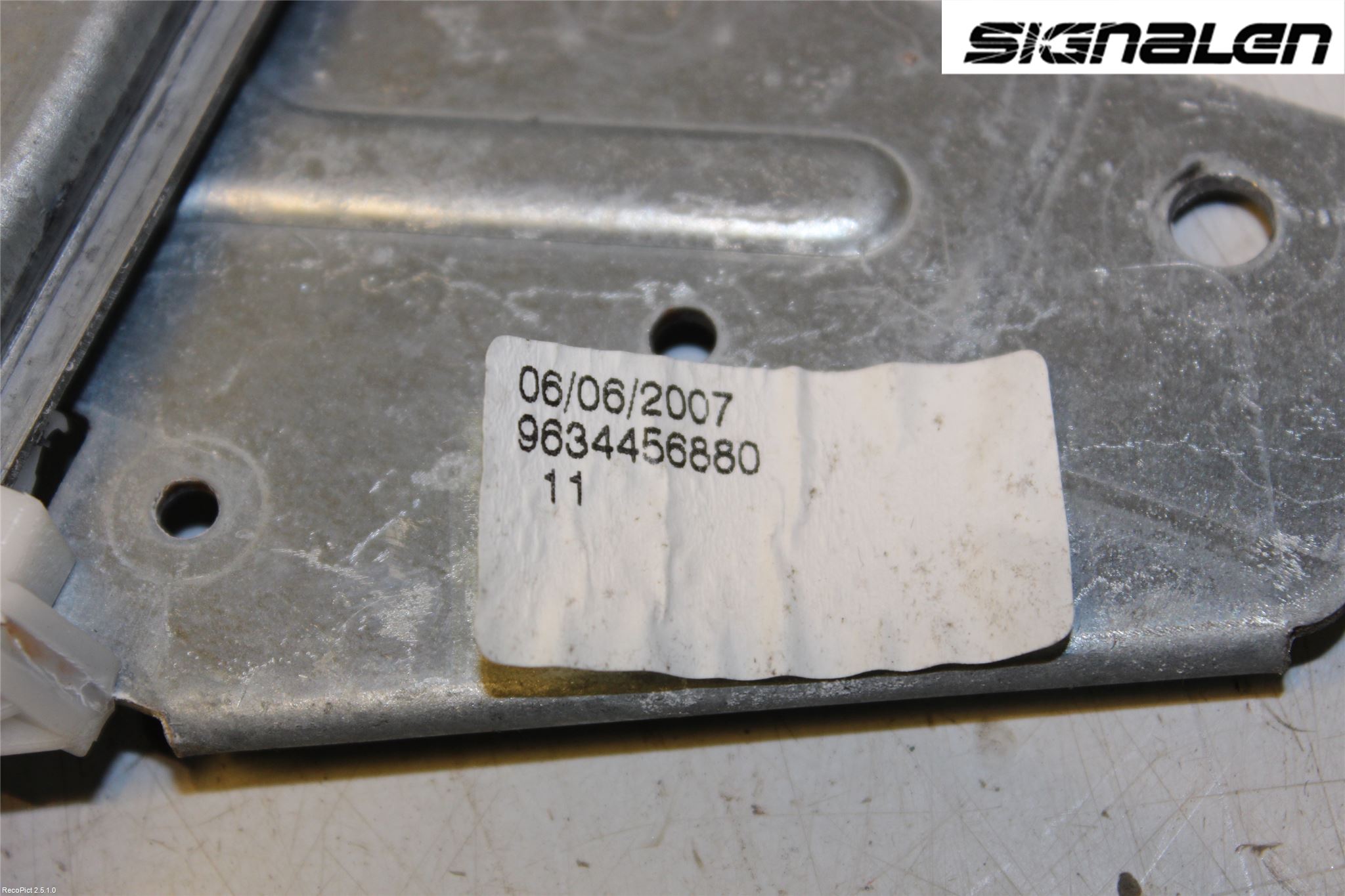 Peugeot 307     05-08 Fönsterhissmekanism