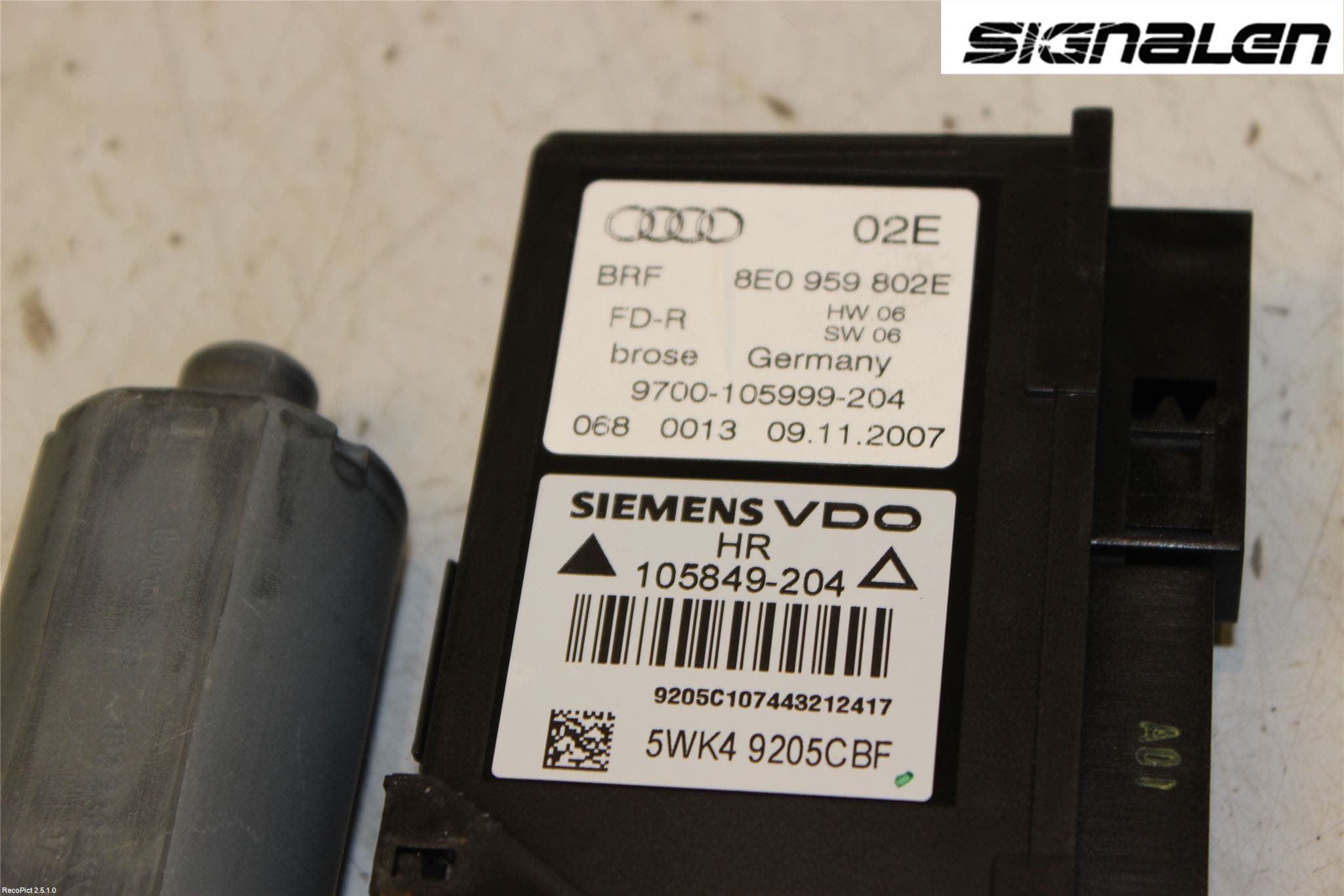 Audi A4/S4 05-07 Fönsterhissmotor