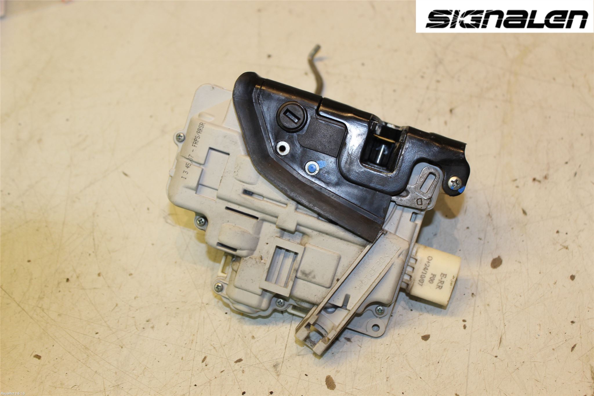 Audi A4/S4 05-07 Låskista-Dörrlås